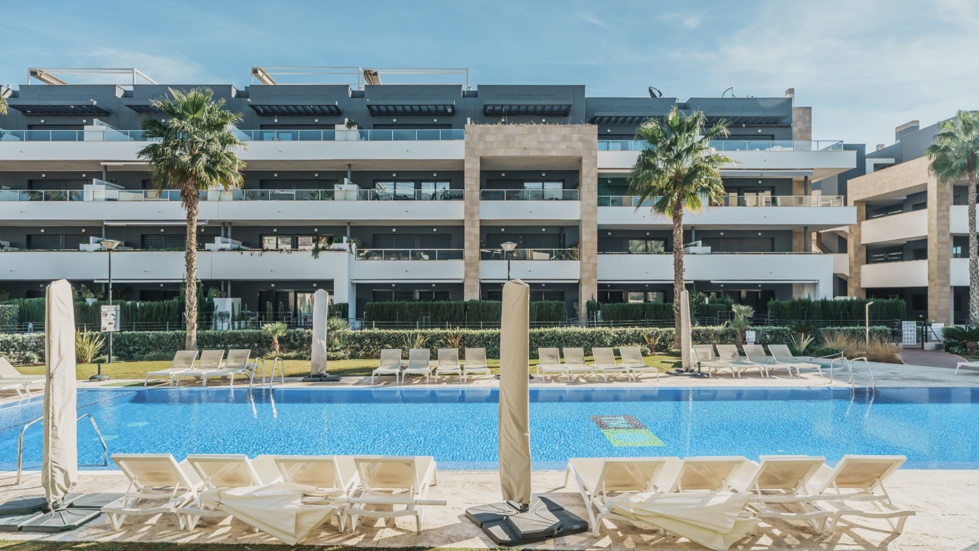 Resale - Apartments -
Orihuela Costa - Playa Flamenca