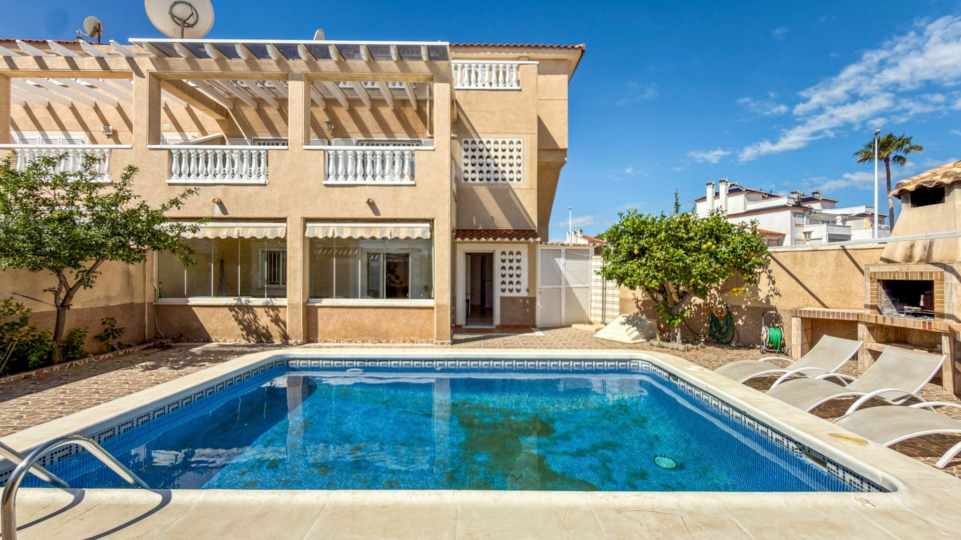 Resale - Apartments -
Orihuela Costa - Playa Flamenca