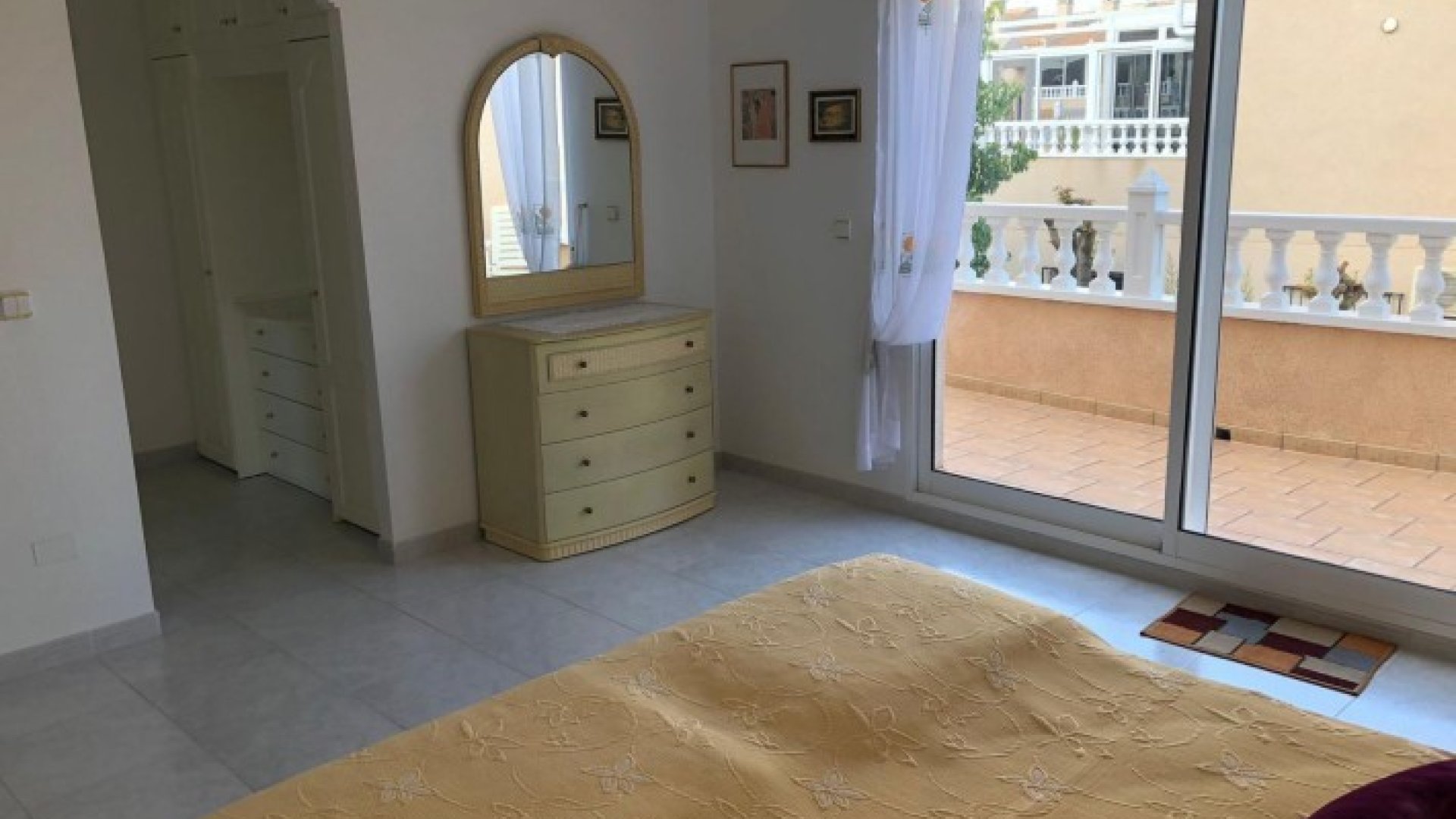 Resale - Apartments -
Orihuela Costa - Playa Flamenca