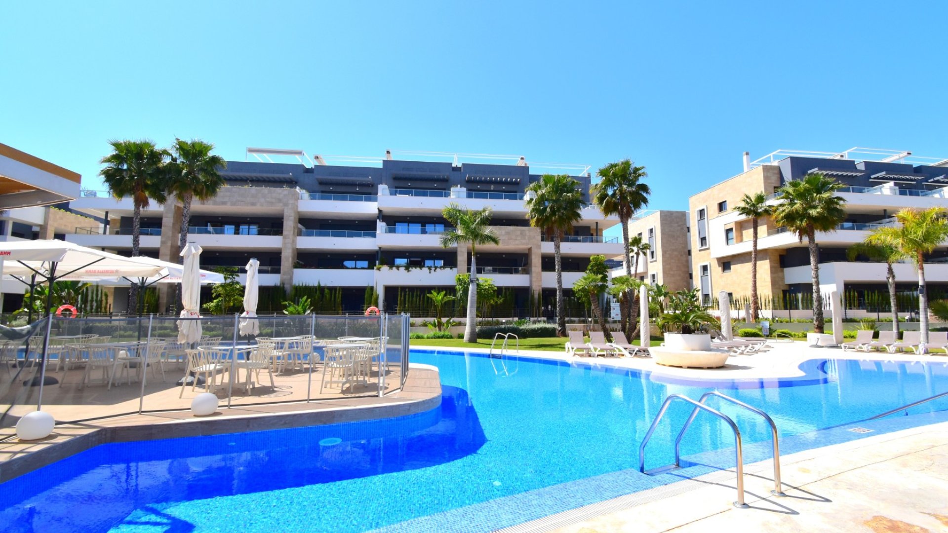 Resale - Apartments -
Orihuela Costa - Playa Flamenca
