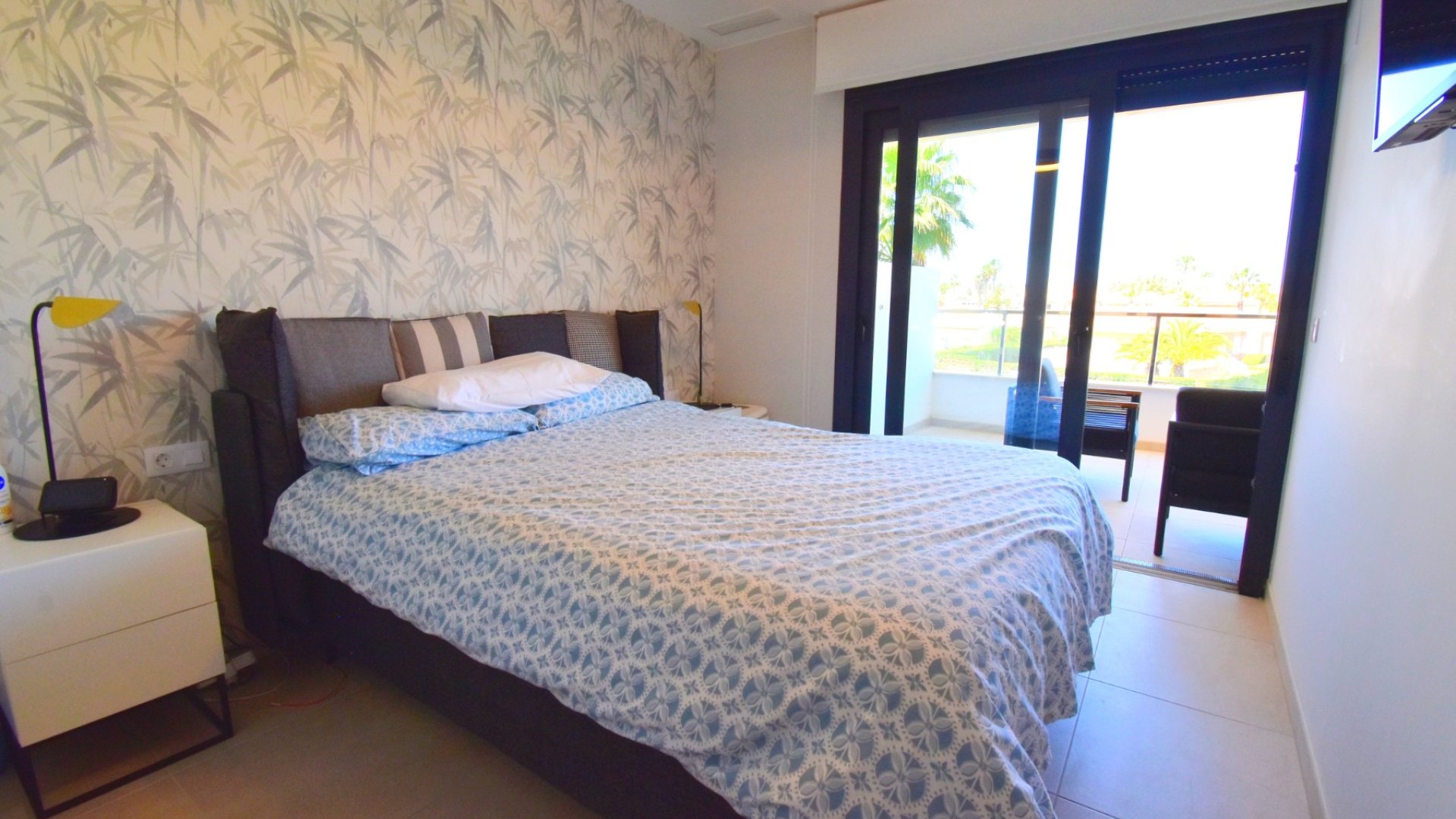 Resale - Apartments -
Orihuela Costa - Playa Flamenca