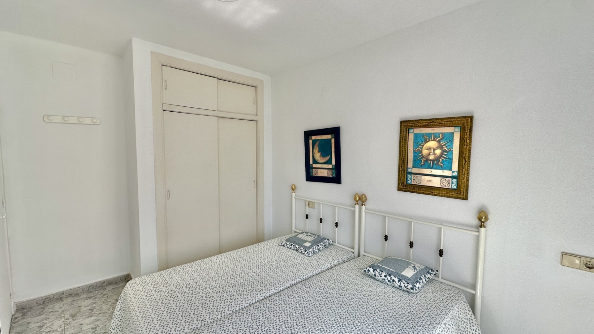 Resale - Apartments -
Orihuela Costa - Playa Flamenca