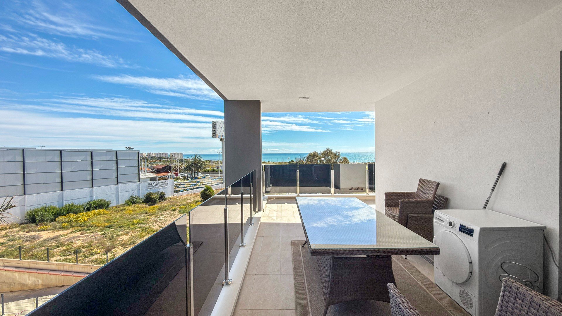 Resale - Apartments -
Orihuela Costa - Playa Flamenca