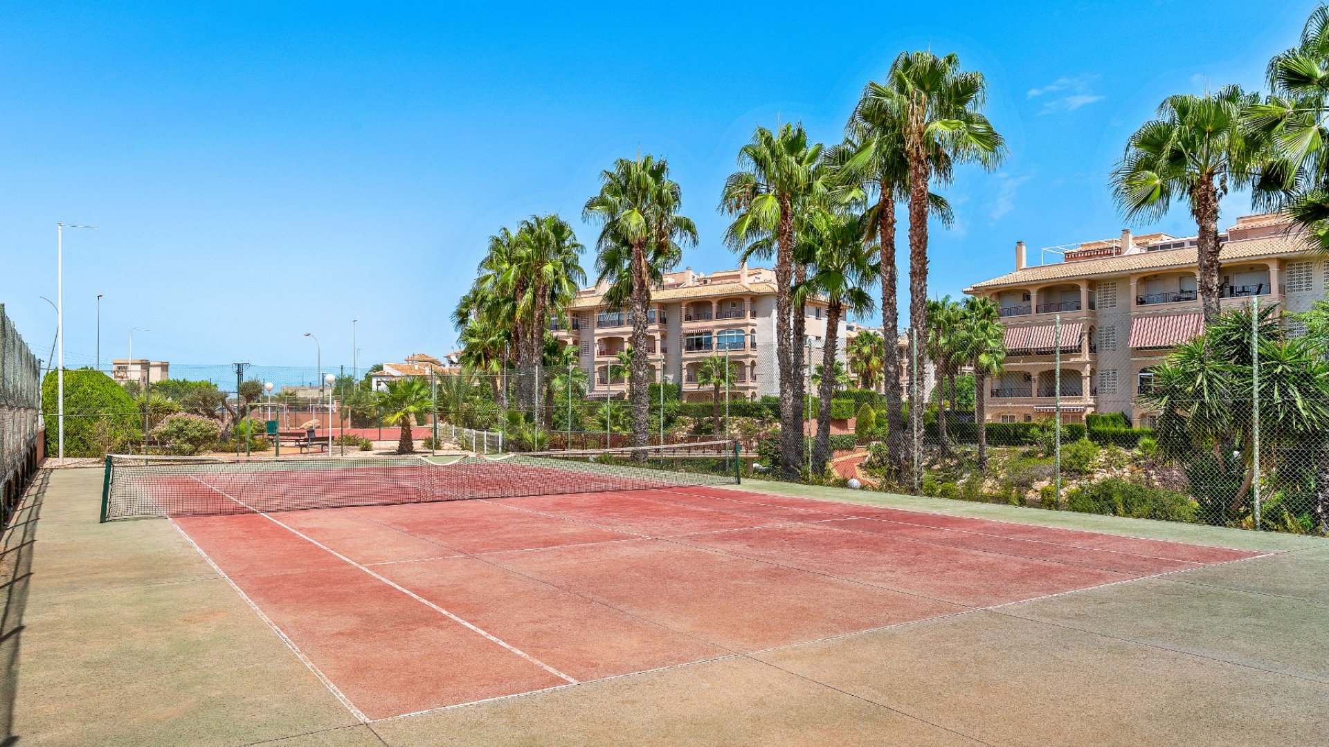 Resale - Apartments -
Orihuela Costa - Playa Flamenca