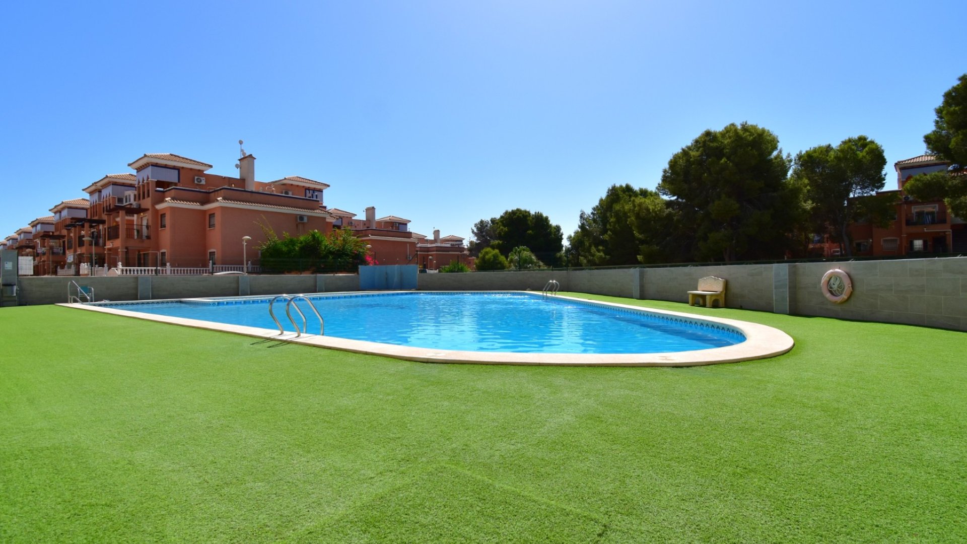 Resale - Apartments -
Orihuela Costa - Playa Flamenca