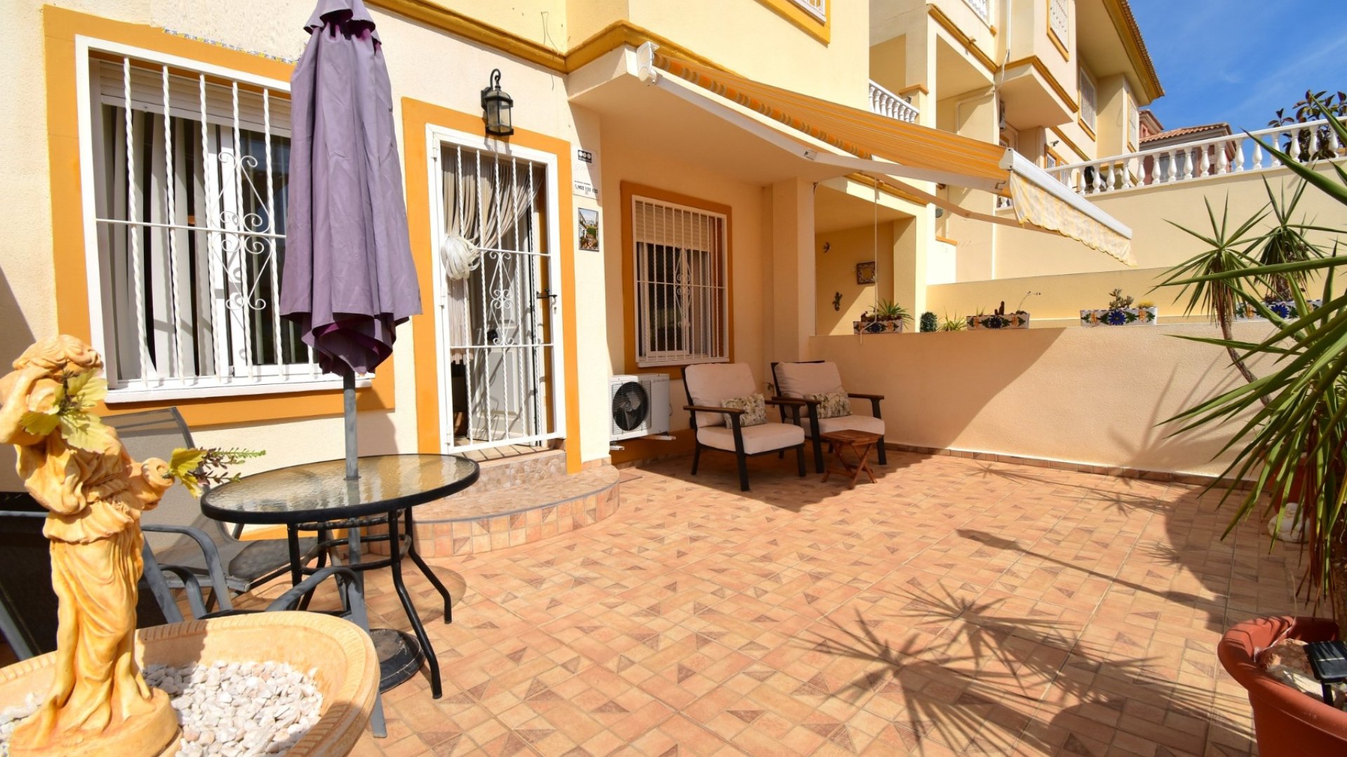 Resale - Apartments -
Orihuela Costa - Playa Flamenca