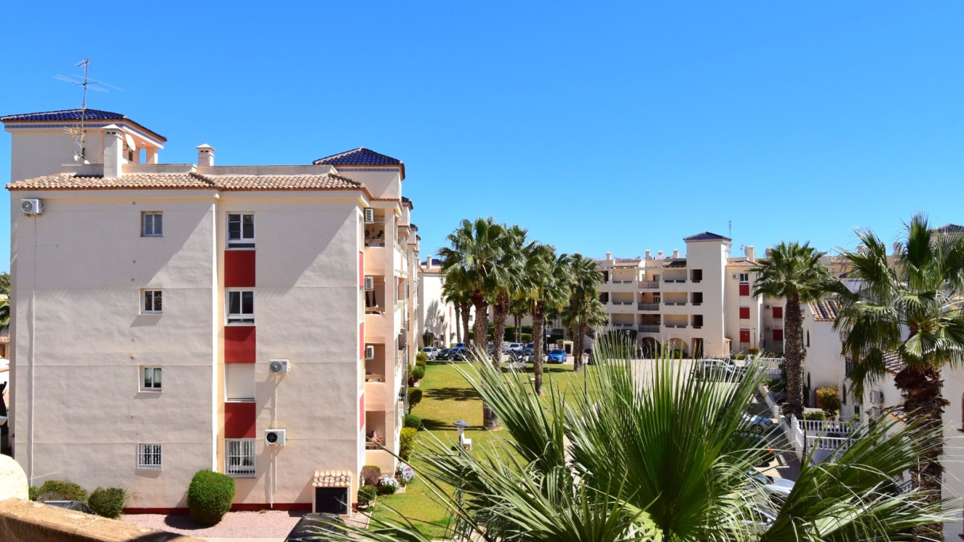 Resale - Apartments -
Orihuela Costa - Playa Flamenca