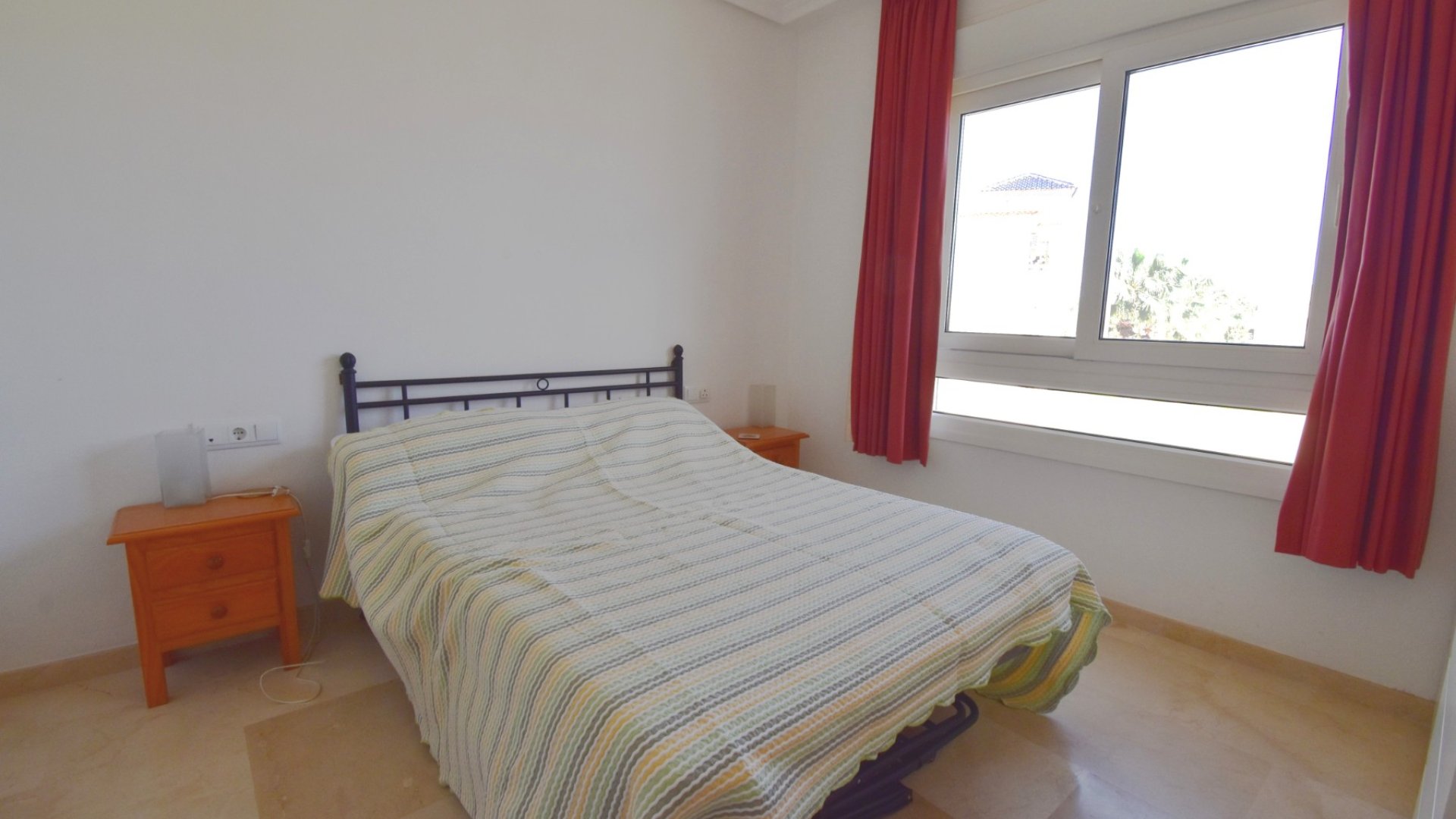 Resale - Apartments -
Orihuela Costa - Playa Flamenca