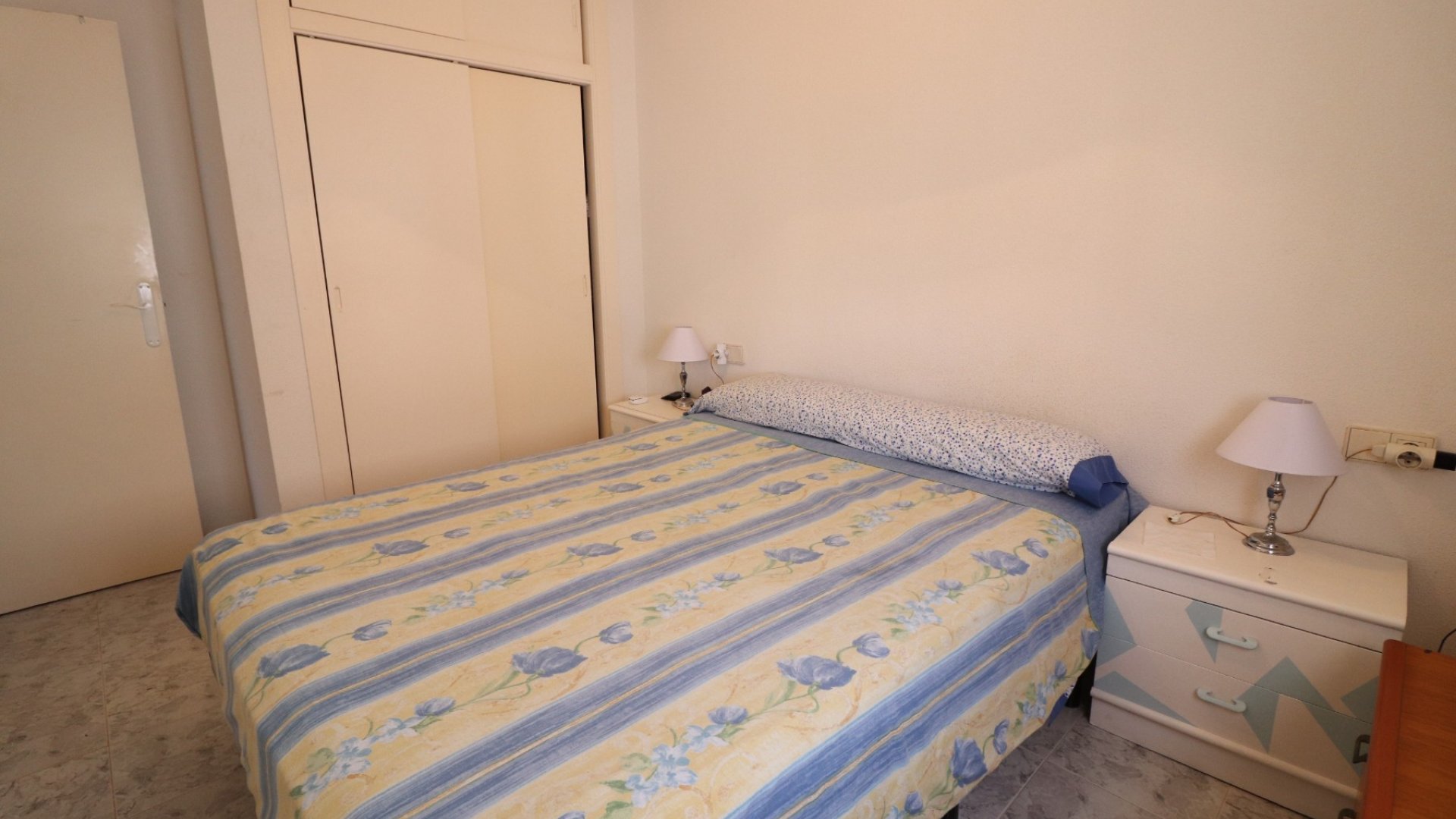 Resale - Apartments -
Orihuela Costa - Playa Flamenca