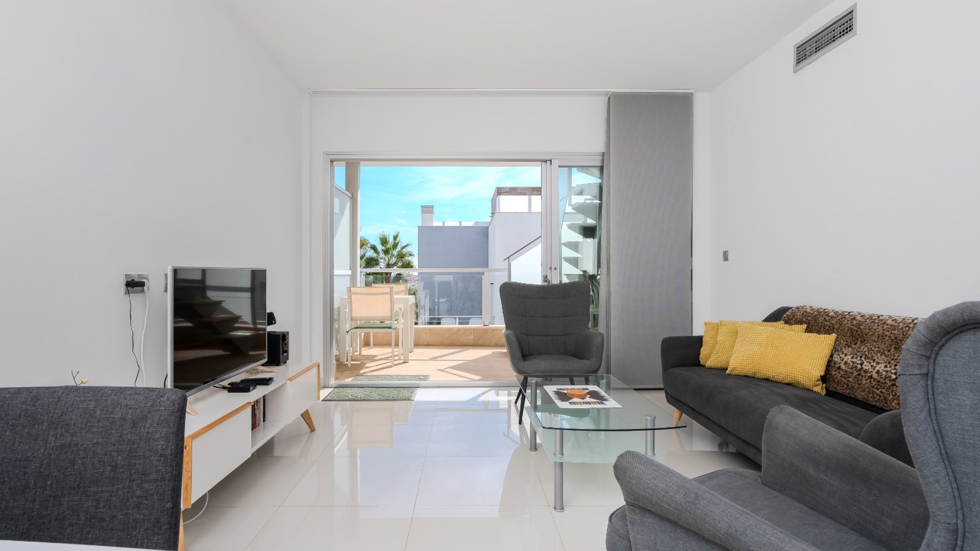 Resale - Apartments -
Orihuela Costa - Punta Prima