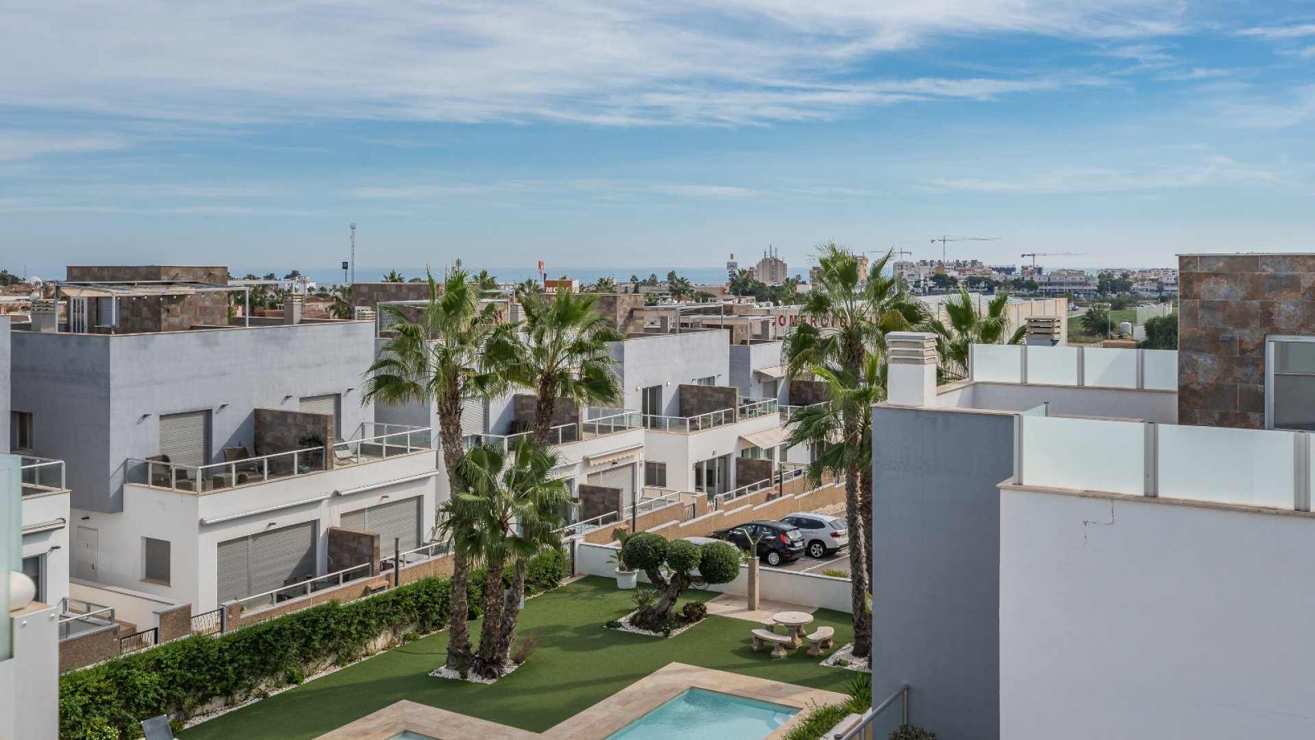 Resale - Apartments -
Orihuela Costa - Punta Prima