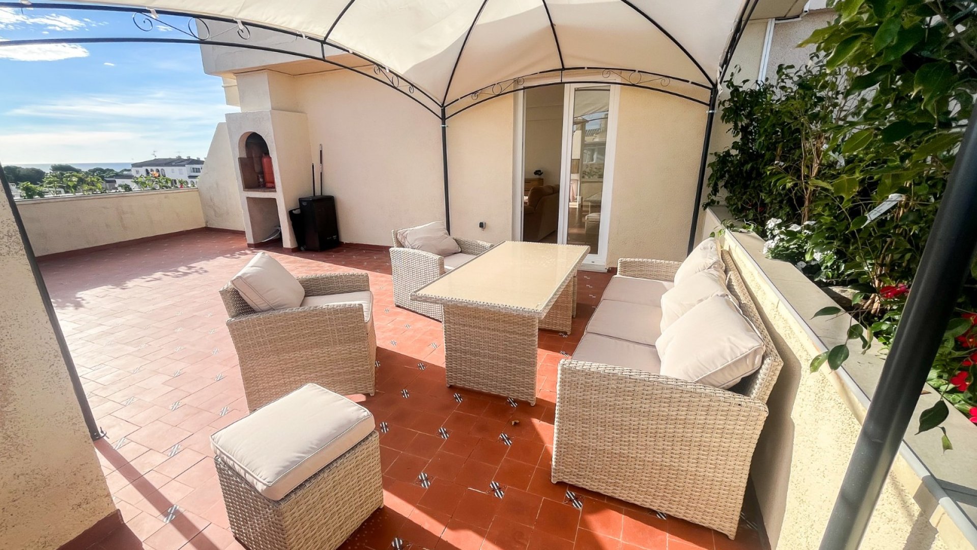 Resale - Apartments -
Orihuela Costa - Punta Prima