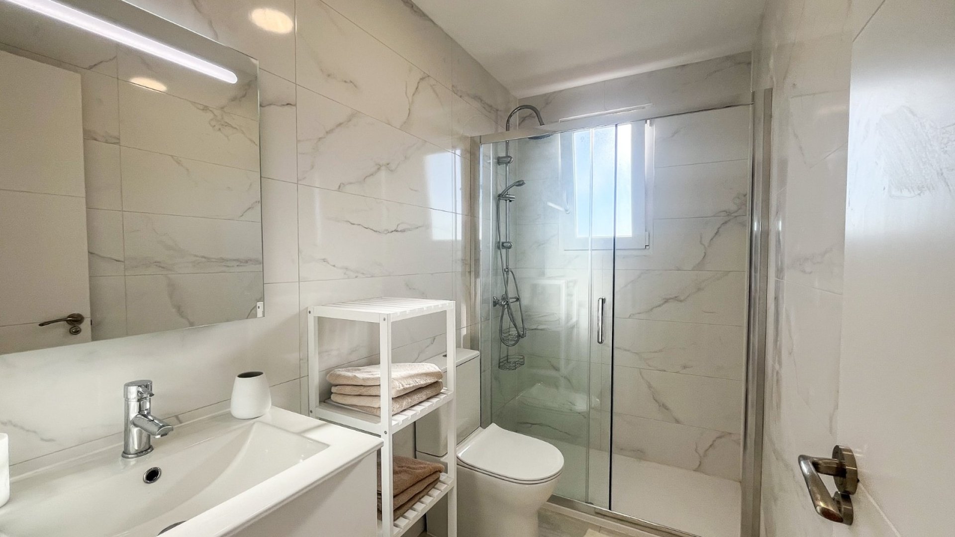 Resale - Apartments -
Orihuela Costa - Punta Prima