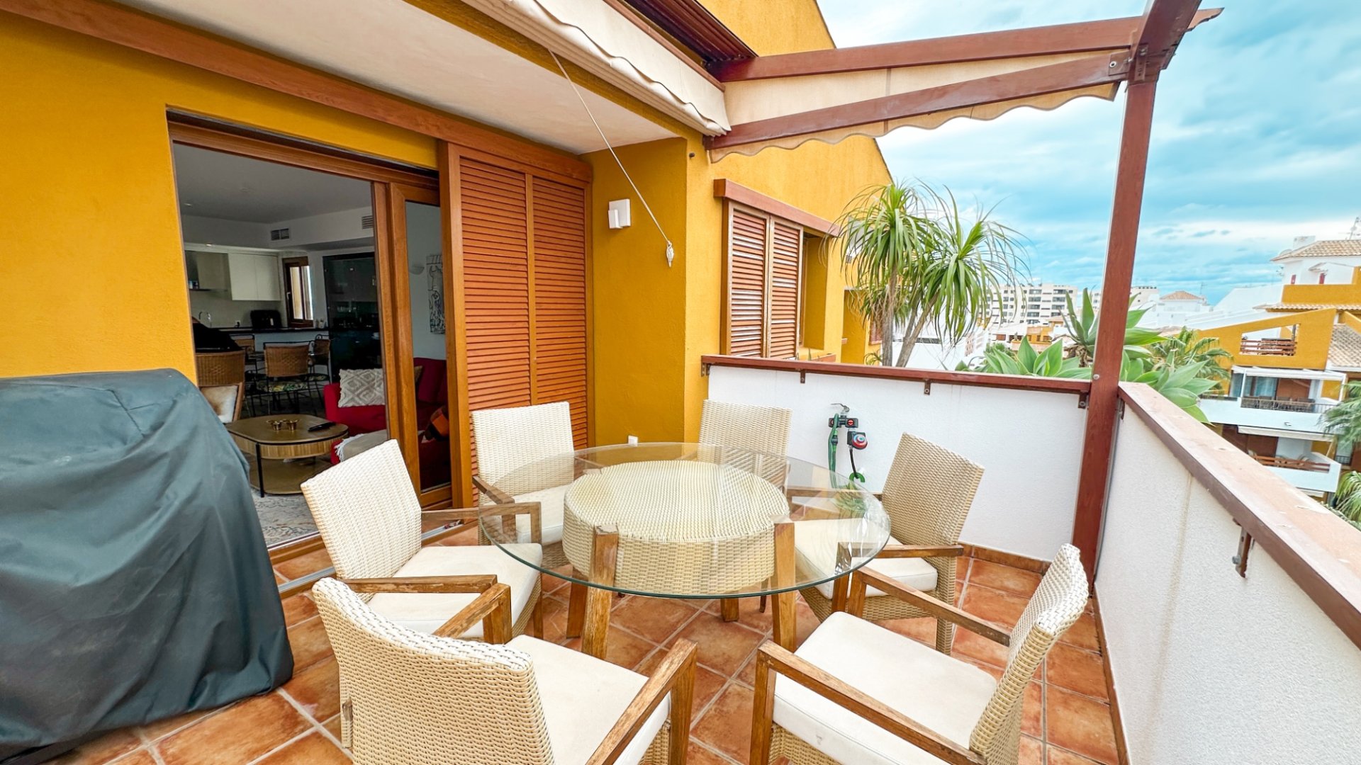 Resale - Apartments -
Orihuela Costa - Punta Prima