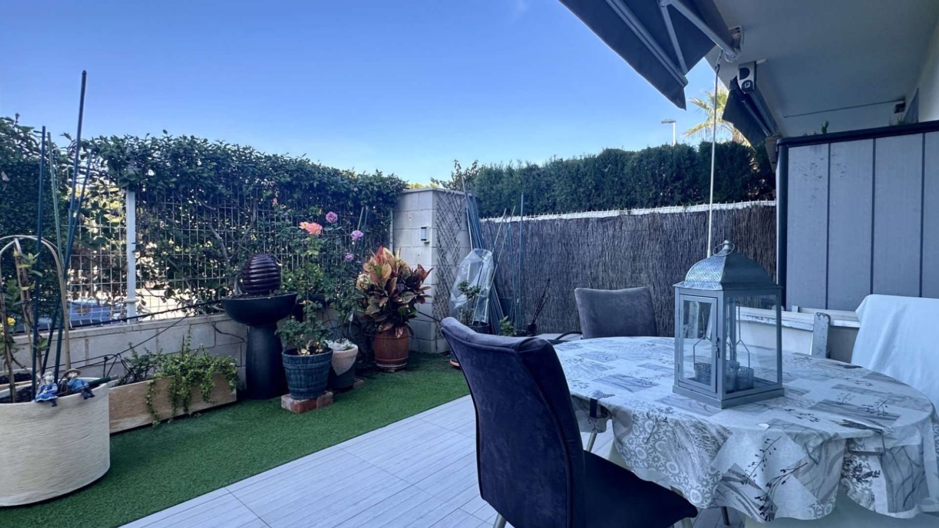 Resale - Apartments -
Orihuela Costa - Punta Prima