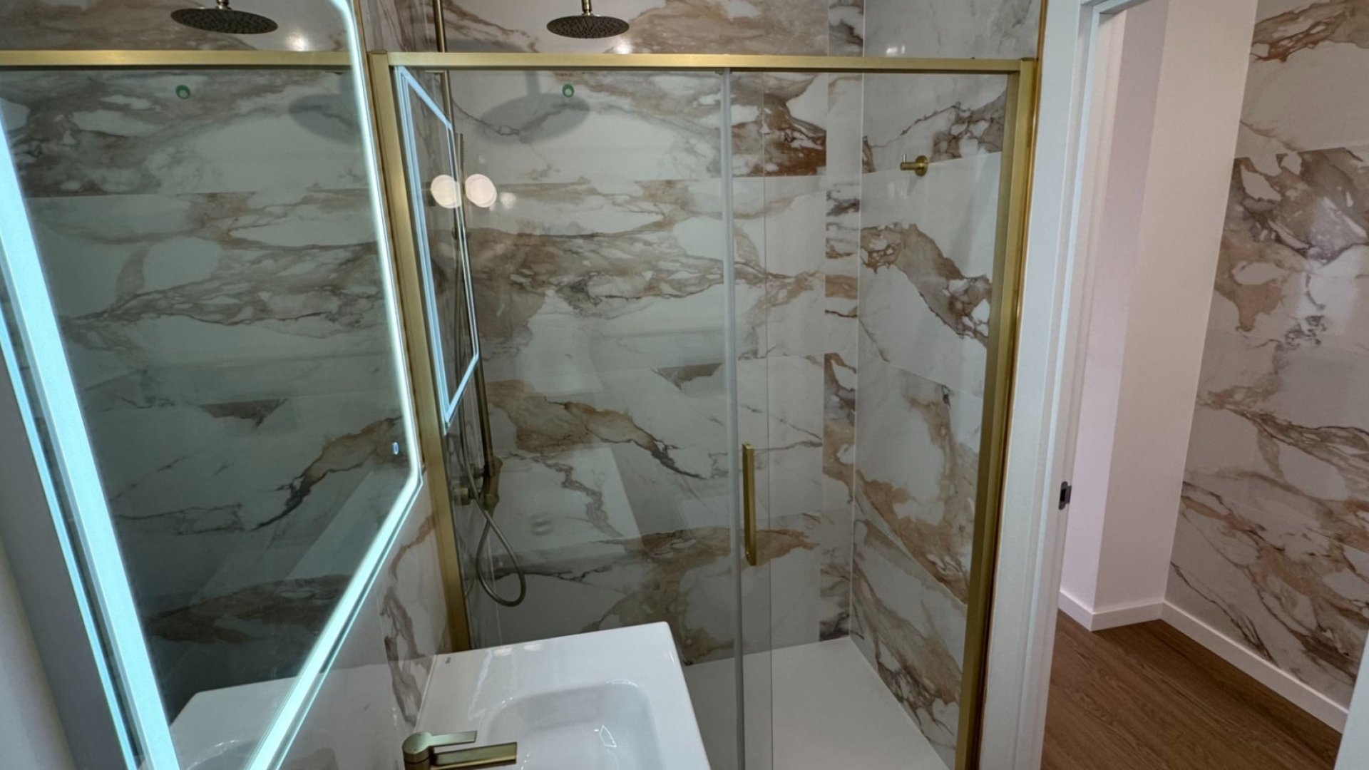 Resale - Apartments -
Orihuela Costa - Punta Prima