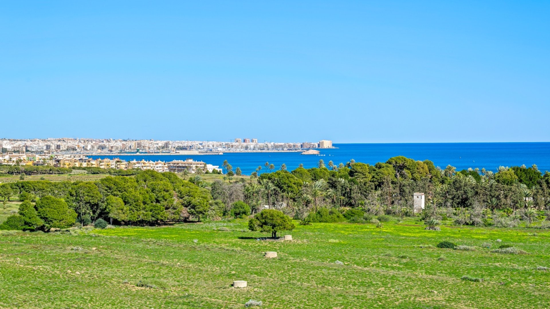 Resale - Apartments -
Orihuela Costa - Punta Prima