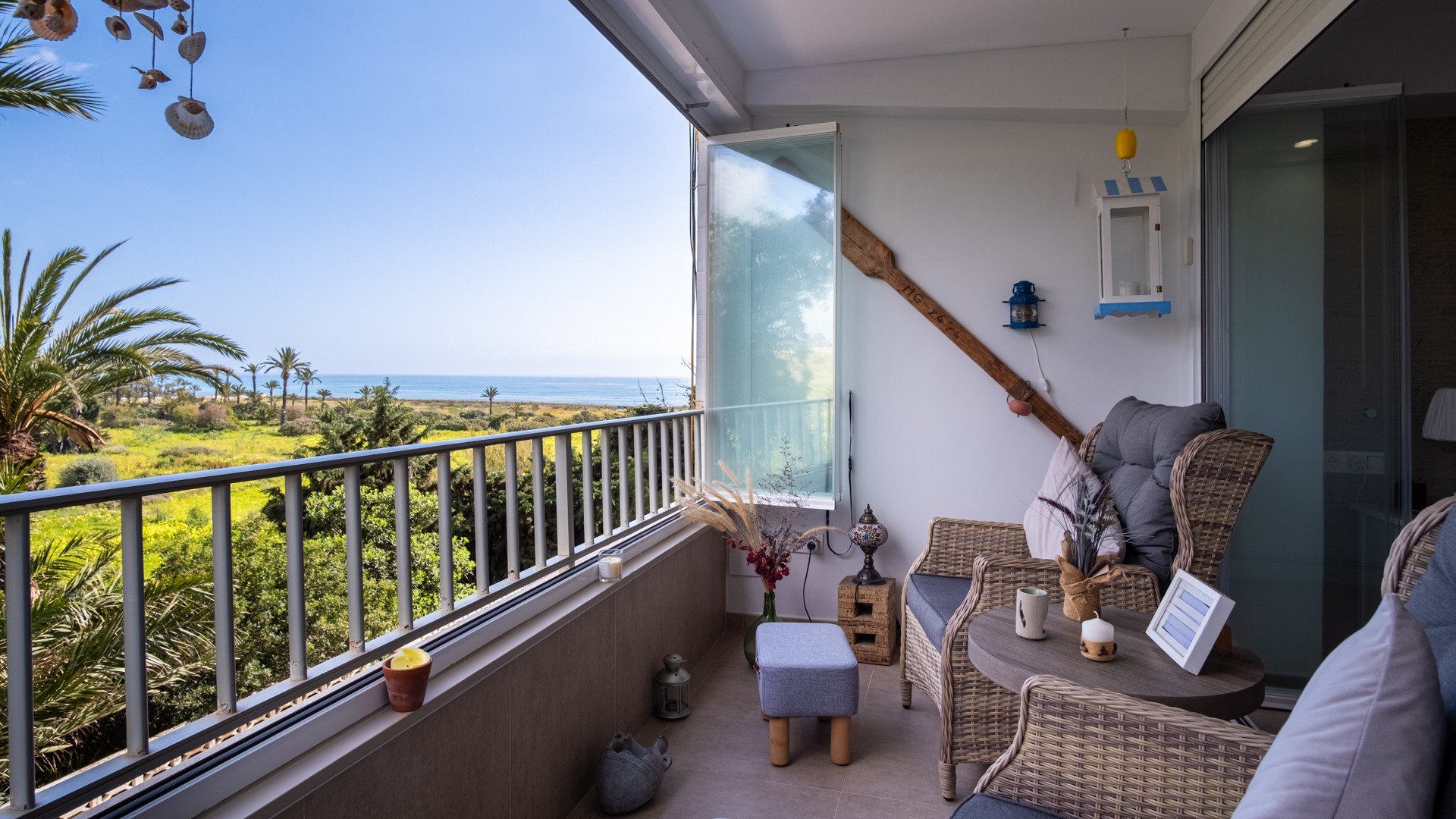 Resale - Apartments -
Orihuela Costa - Punta Prima
