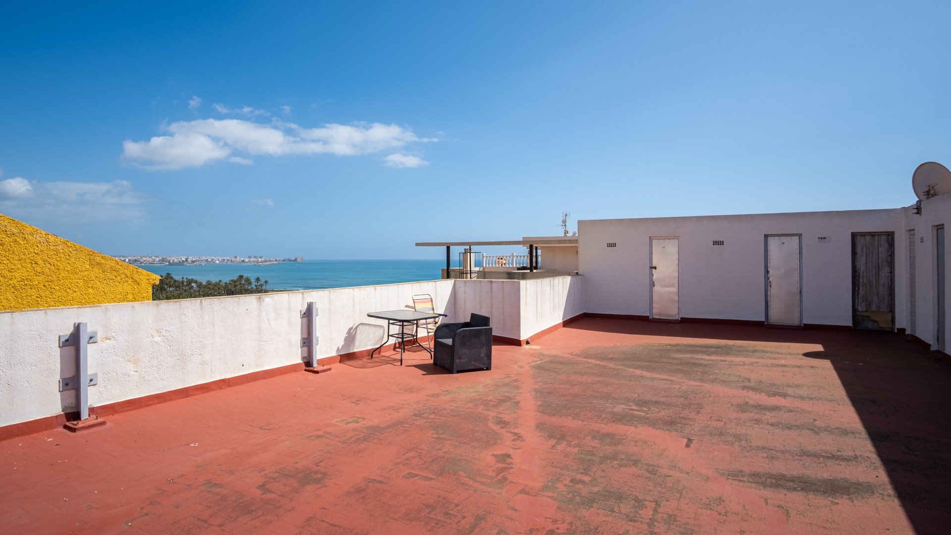 Resale - Apartments -
Orihuela Costa - Punta Prima