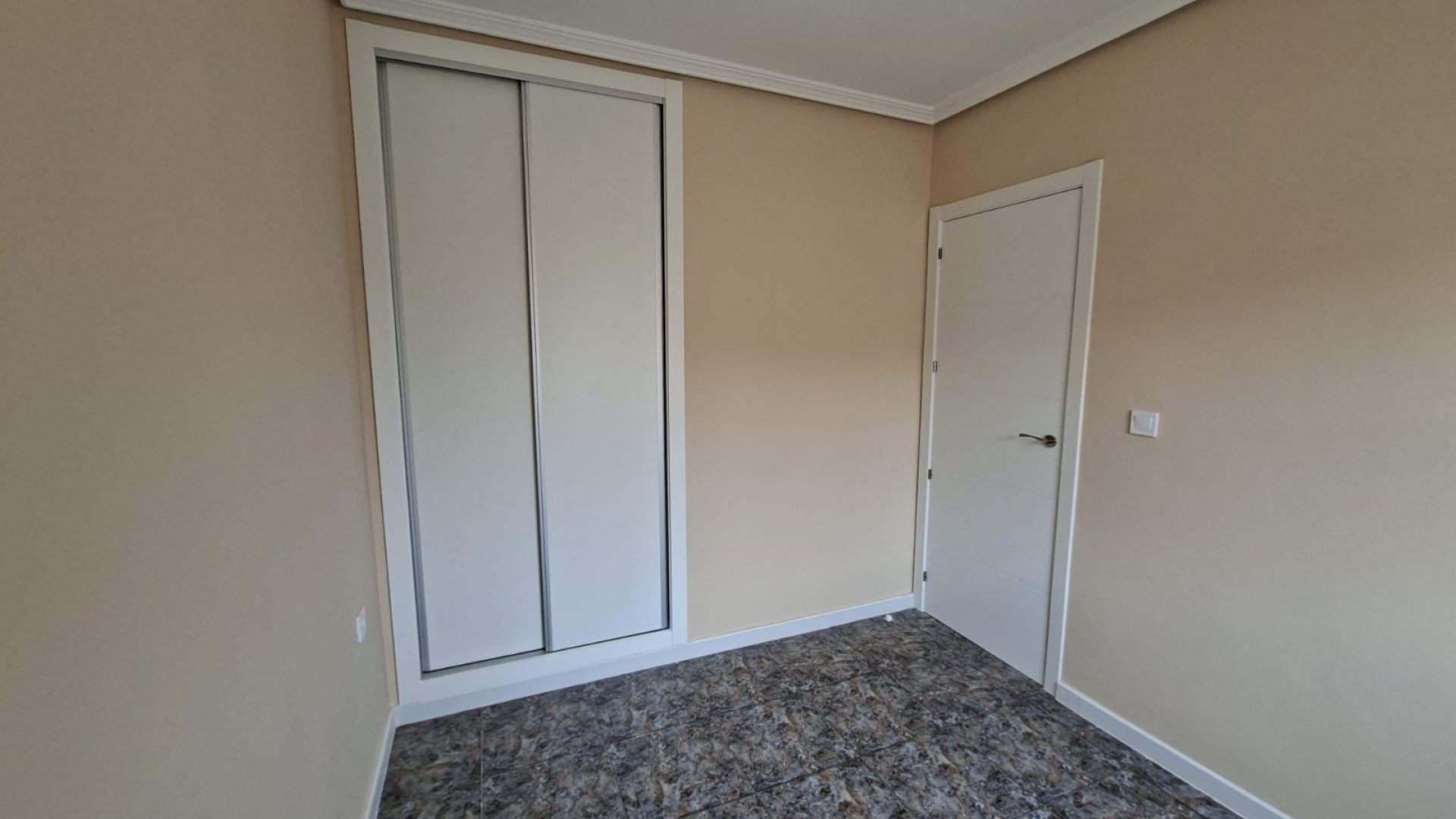 Resale - Apartments -
Orihuela Costa - Punta Prima