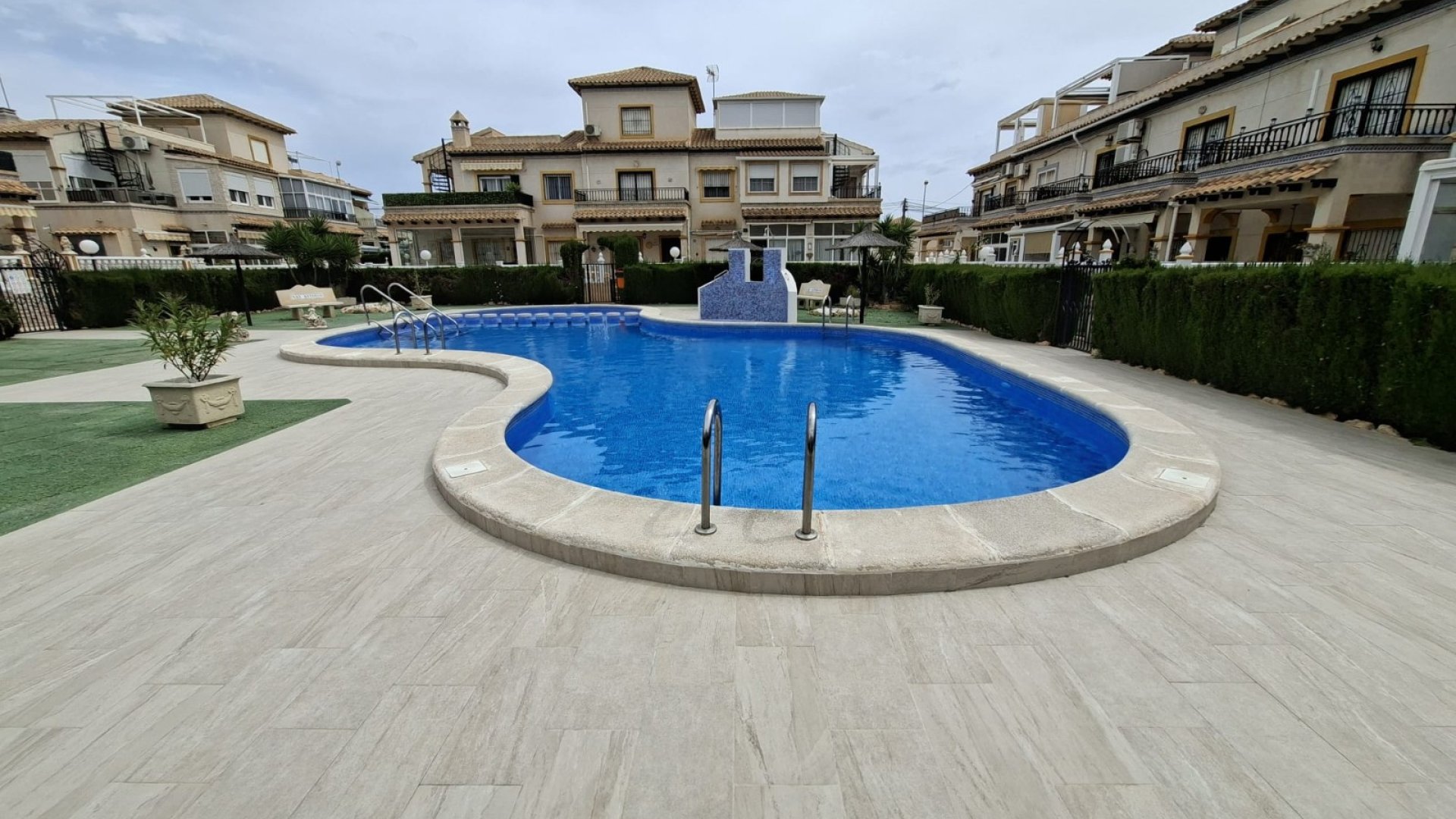 Resale - Apartments -
Orihuela Costa - Punta Prima