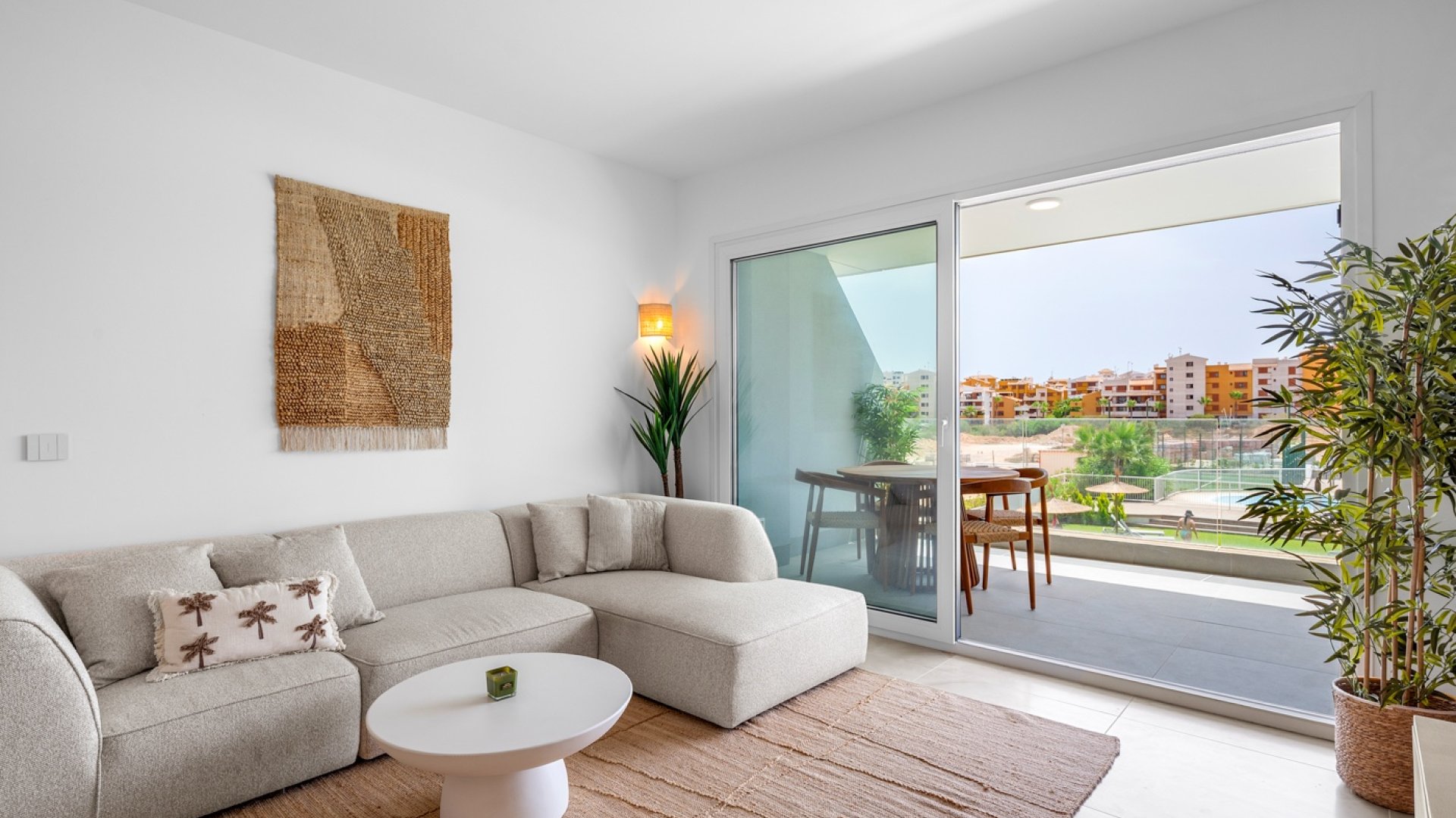 Resale - Apartments -
Orihuela Costa - Punta Prima