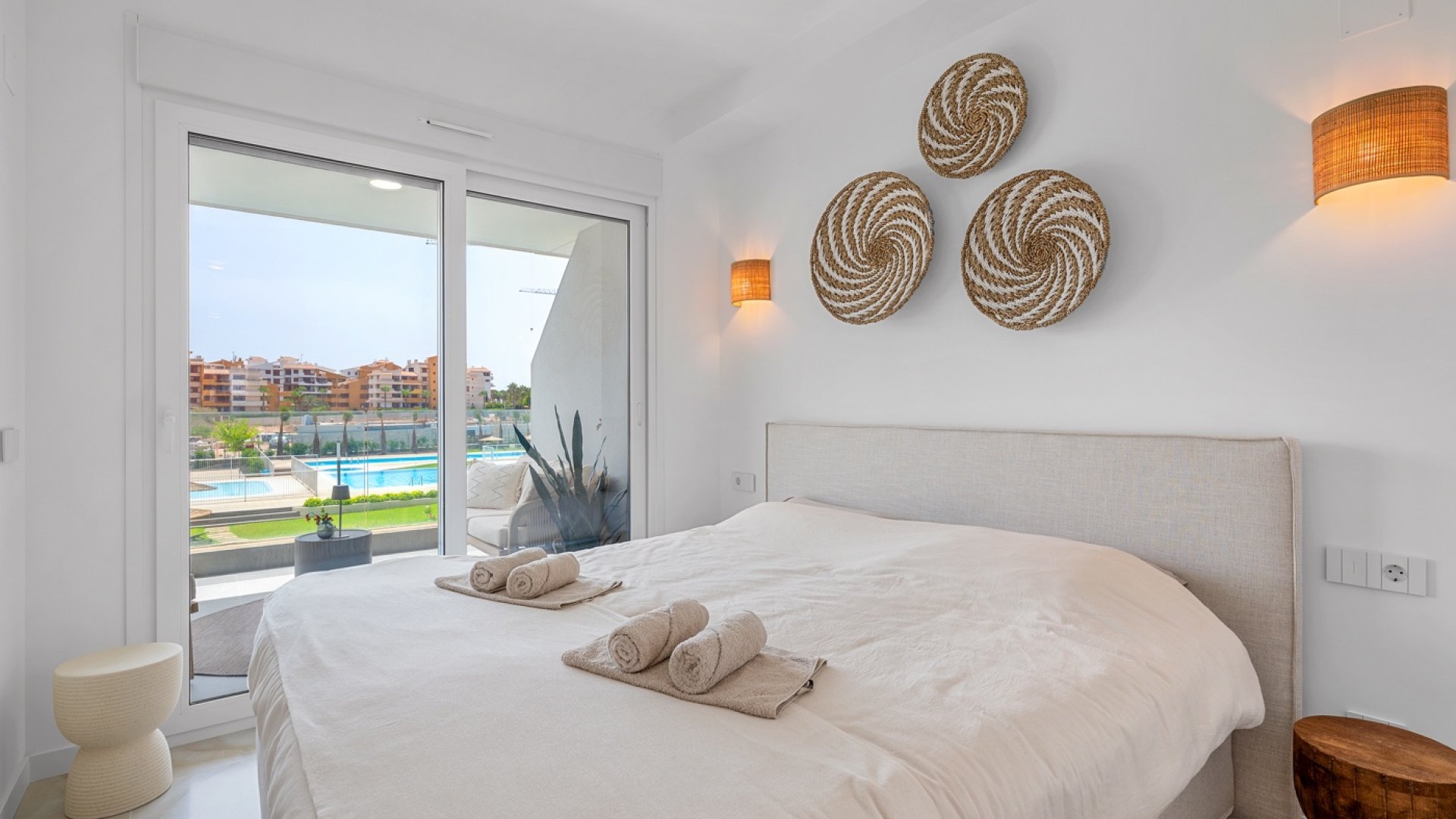 Resale - Apartments -
Orihuela Costa - Punta Prima