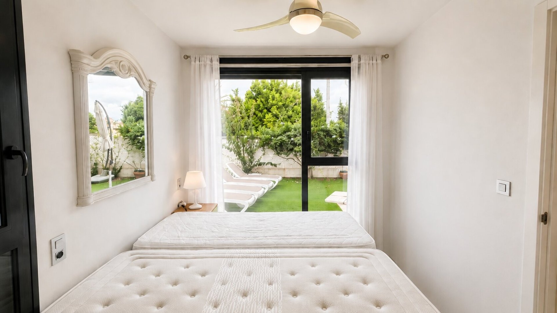 Resale - Apartments -
Orihuela Costa - Punta Prima