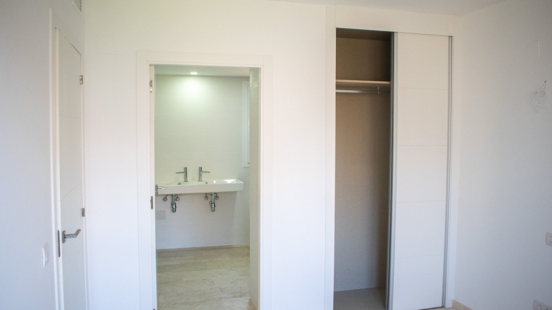 Resale - Apartments -
Orihuela Costa - Punta Prima