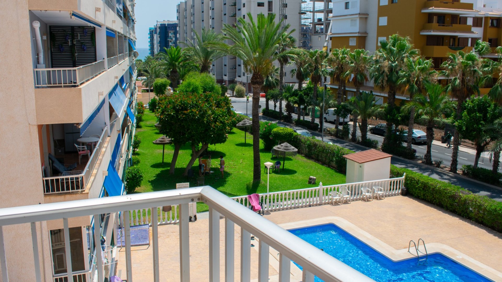 Resale - Apartments -
Orihuela Costa - Punta Prima