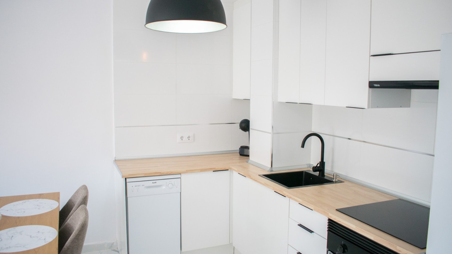 Resale - Apartments -
Orihuela Costa - Punta Prima