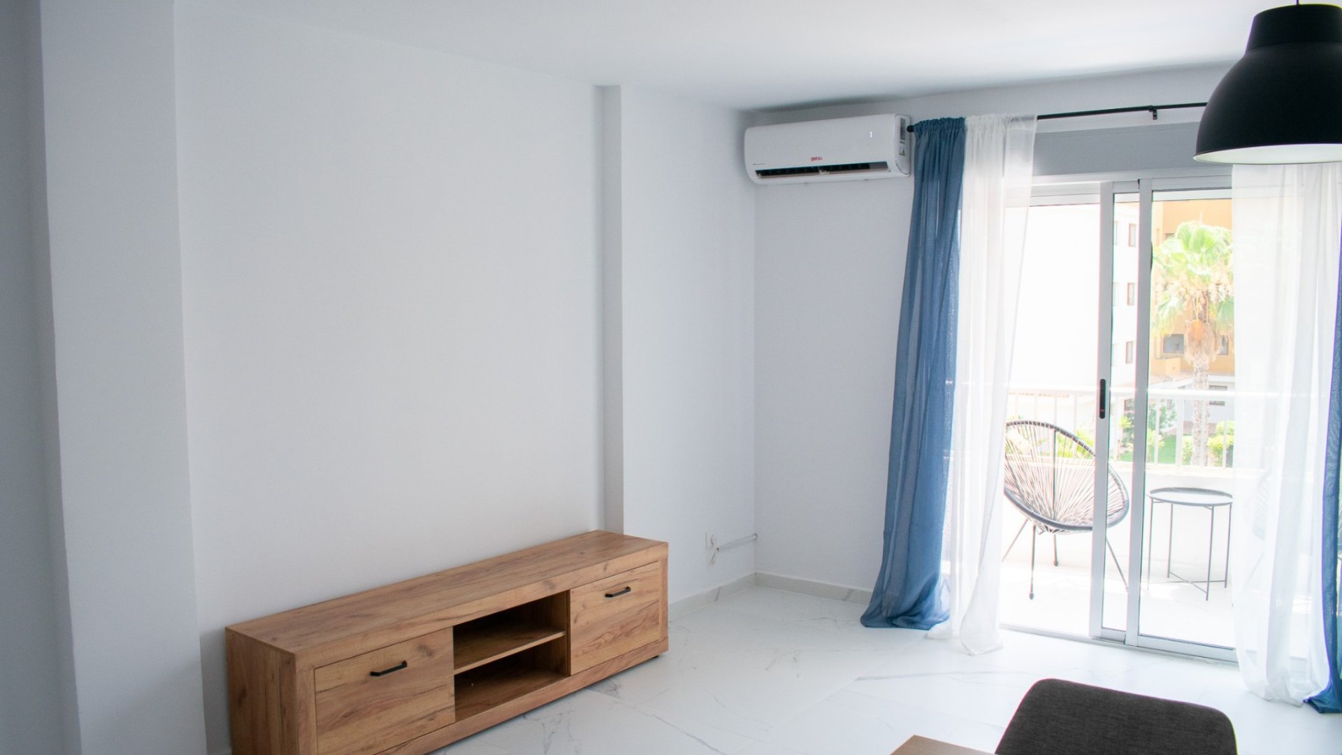 Resale - Apartments -
Orihuela Costa - Punta Prima