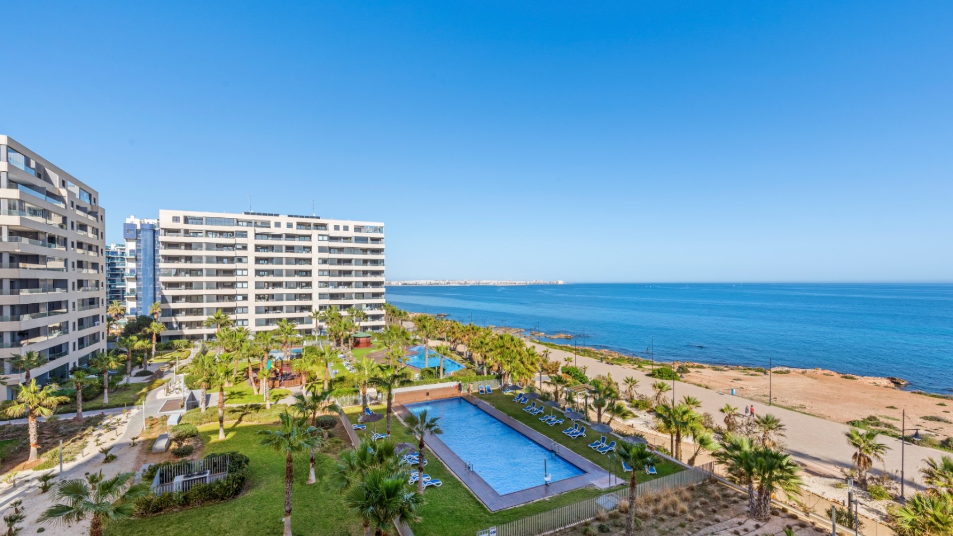 Resale - Apartments -
Orihuela Costa - Punta Prima
