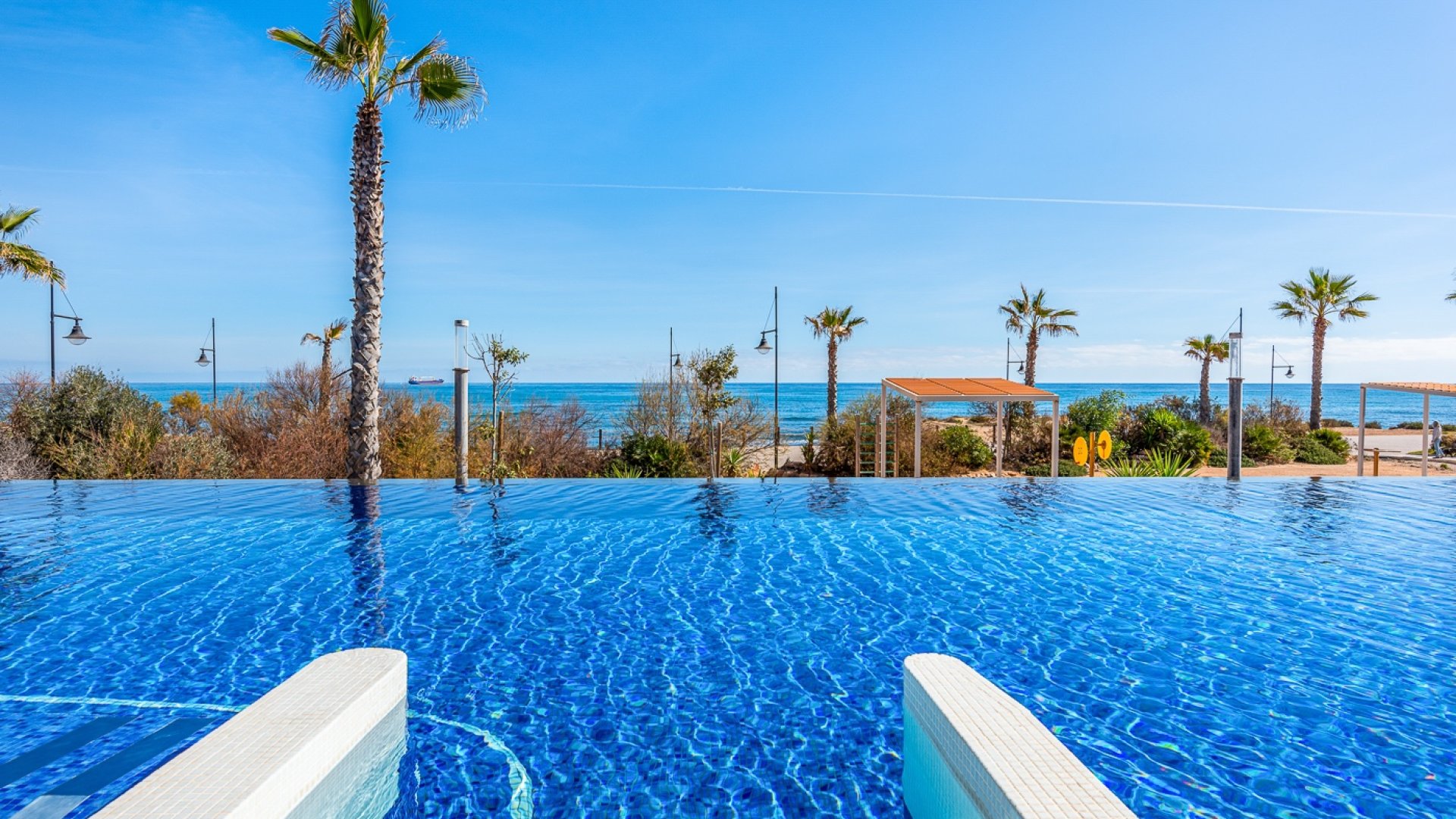 Resale - Apartments -
Orihuela Costa - Punta Prima