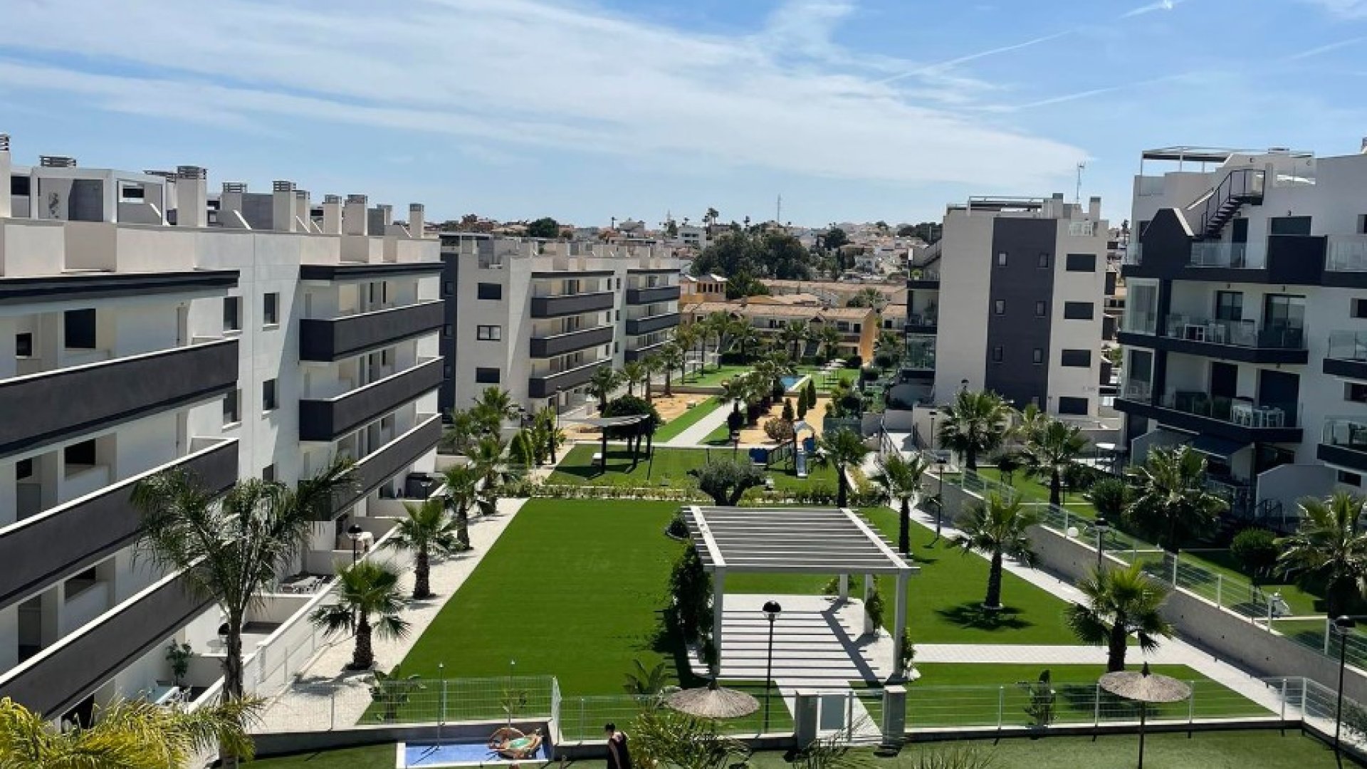 Resale - Apartments -
Orihuela Costa - Villamartín
