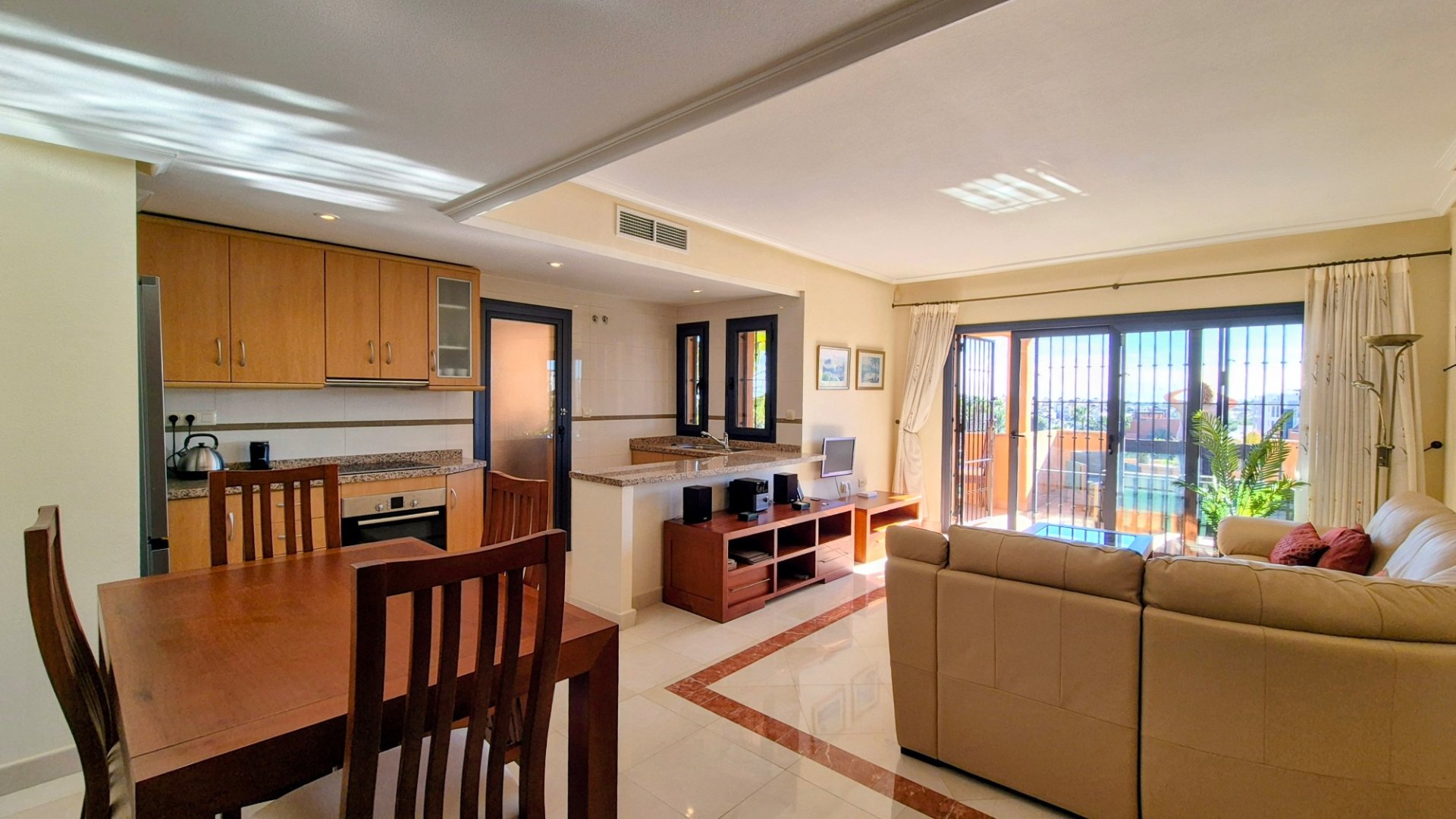 Resale - Apartments -
Orihuela Costa - Villamartín