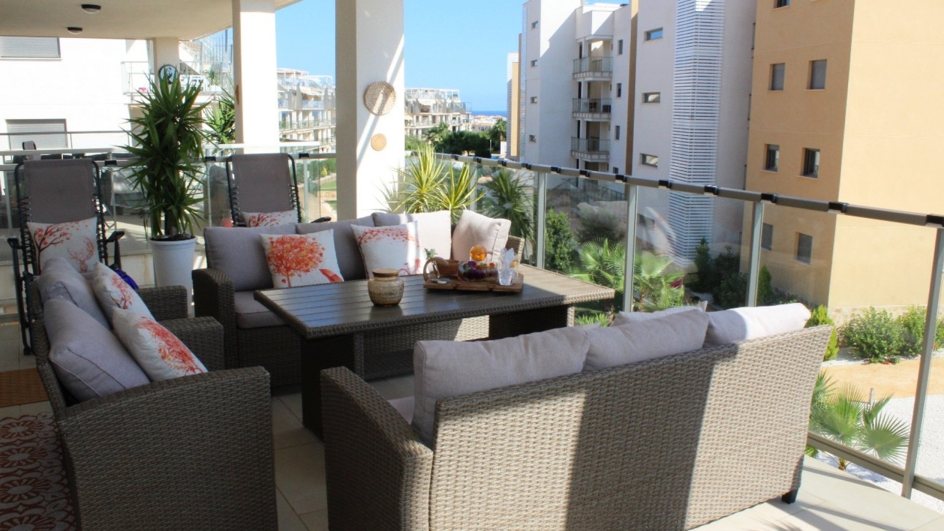 Resale - Apartments -
Orihuela Costa - Villamartín