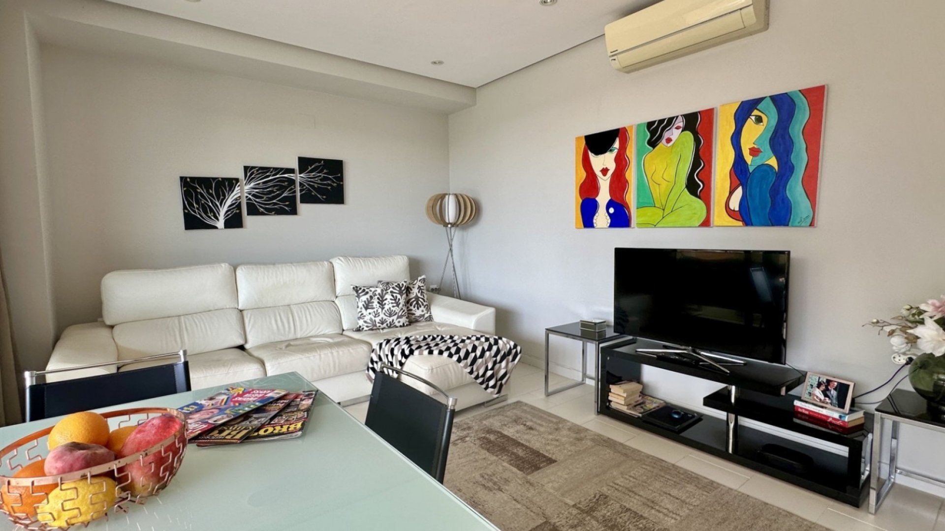 Resale - Apartments -
Orihuela Costa - Villamartín