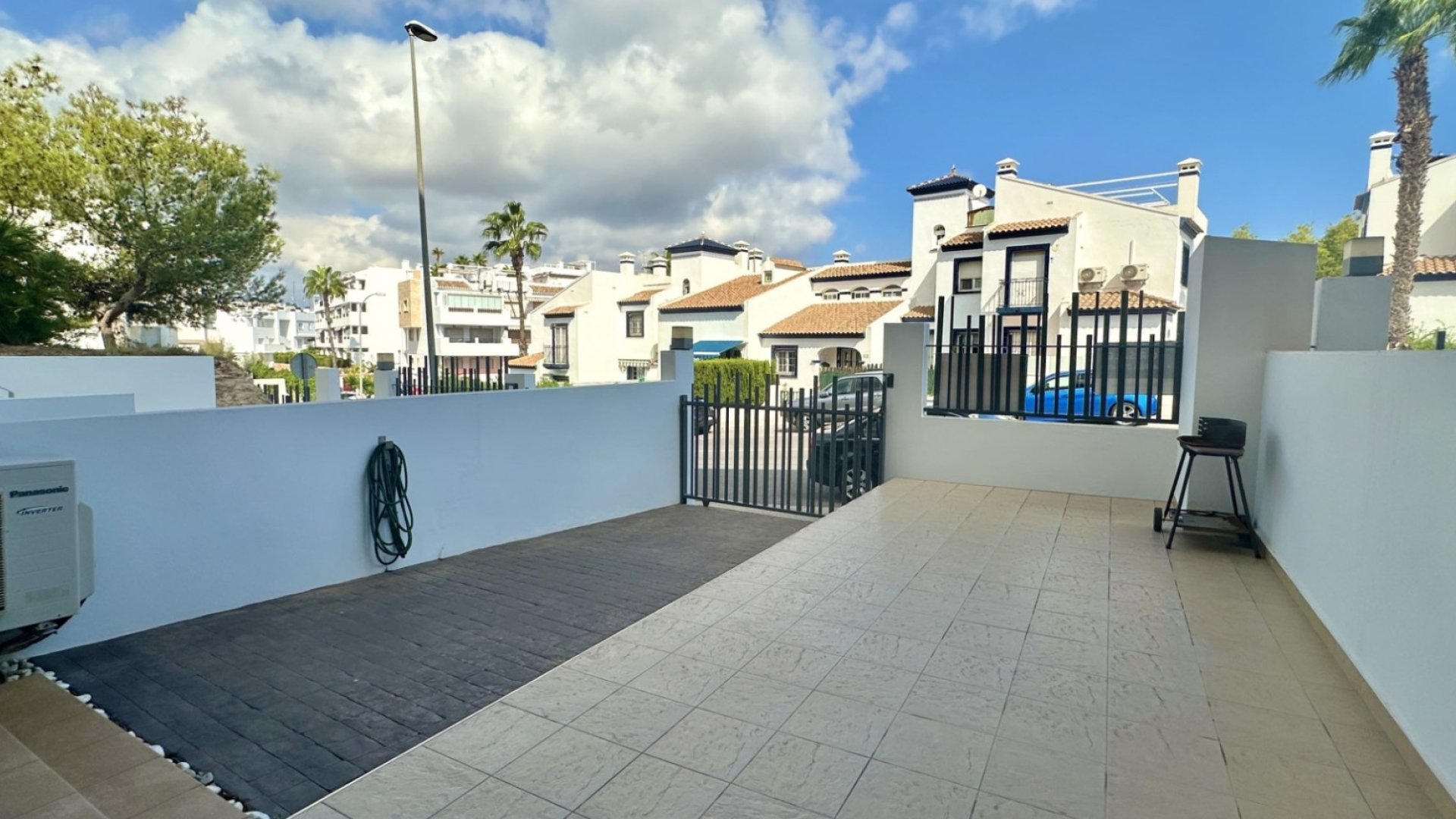 Resale - Apartments -
Orihuela Costa - Villamartín