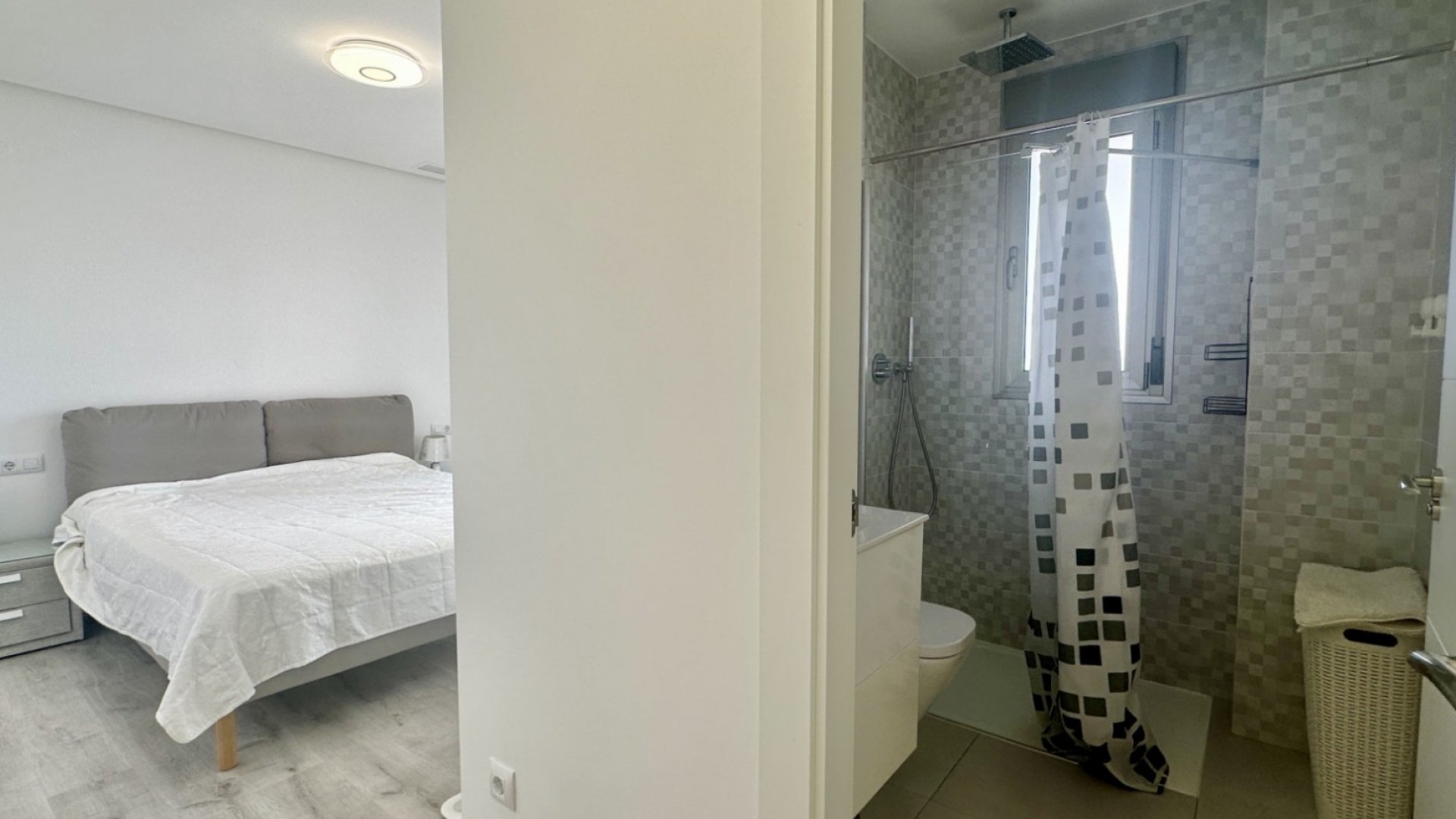 Resale - Apartments -
Orihuela Costa - Villamartín