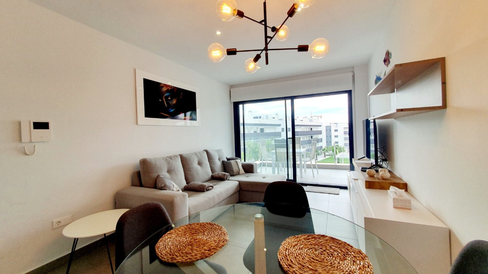 Resale - Apartments -
Orihuela Costa - Villamartín