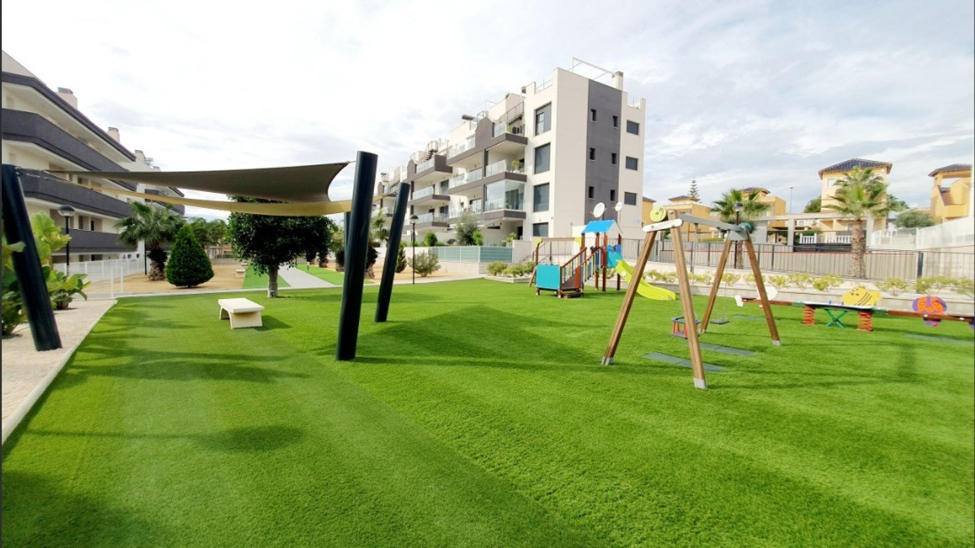 Resale - Apartments -
Orihuela Costa - Villamartín