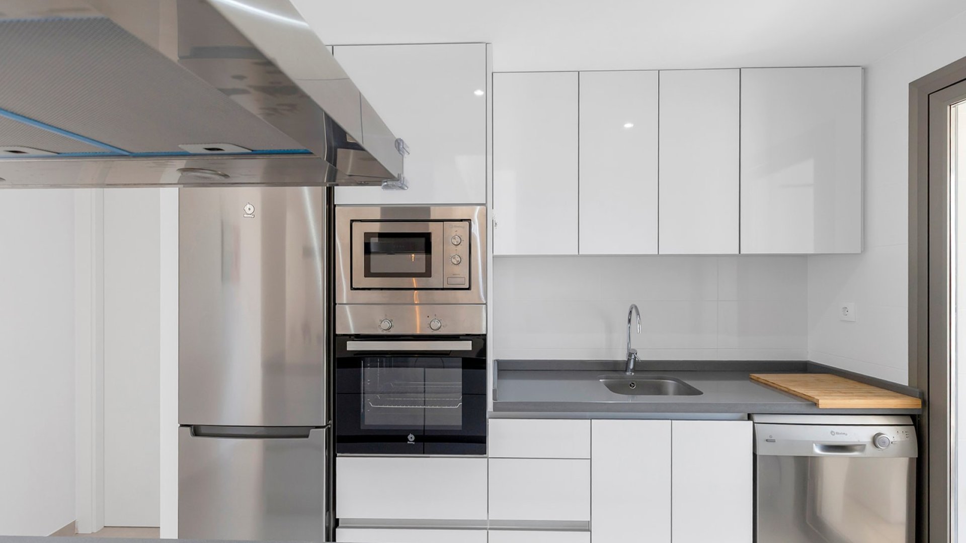 Resale - Apartments -
Orihuela Costa - Villamartín