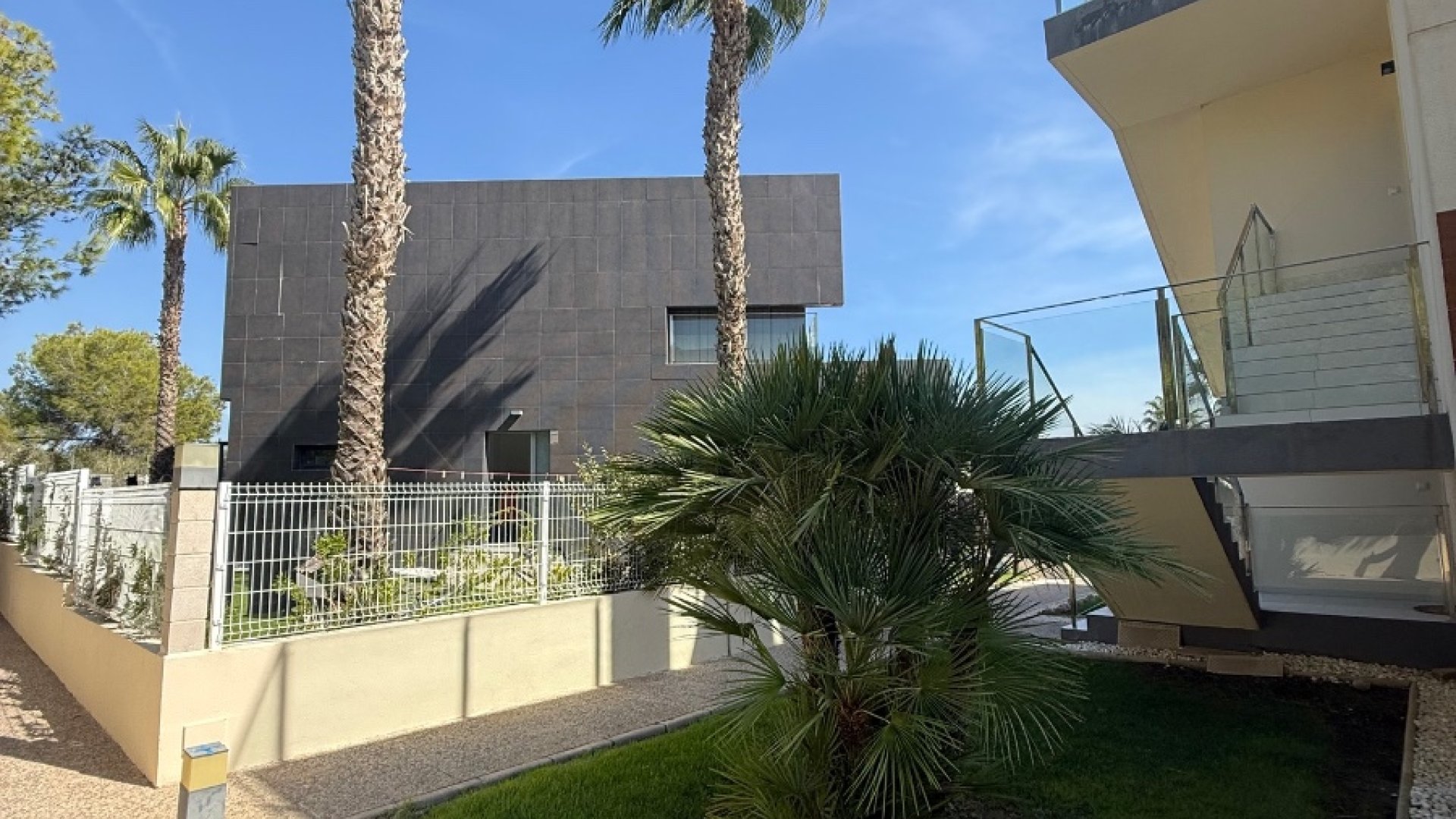 Resale - Apartments -
Orihuela Costa - Villamartín