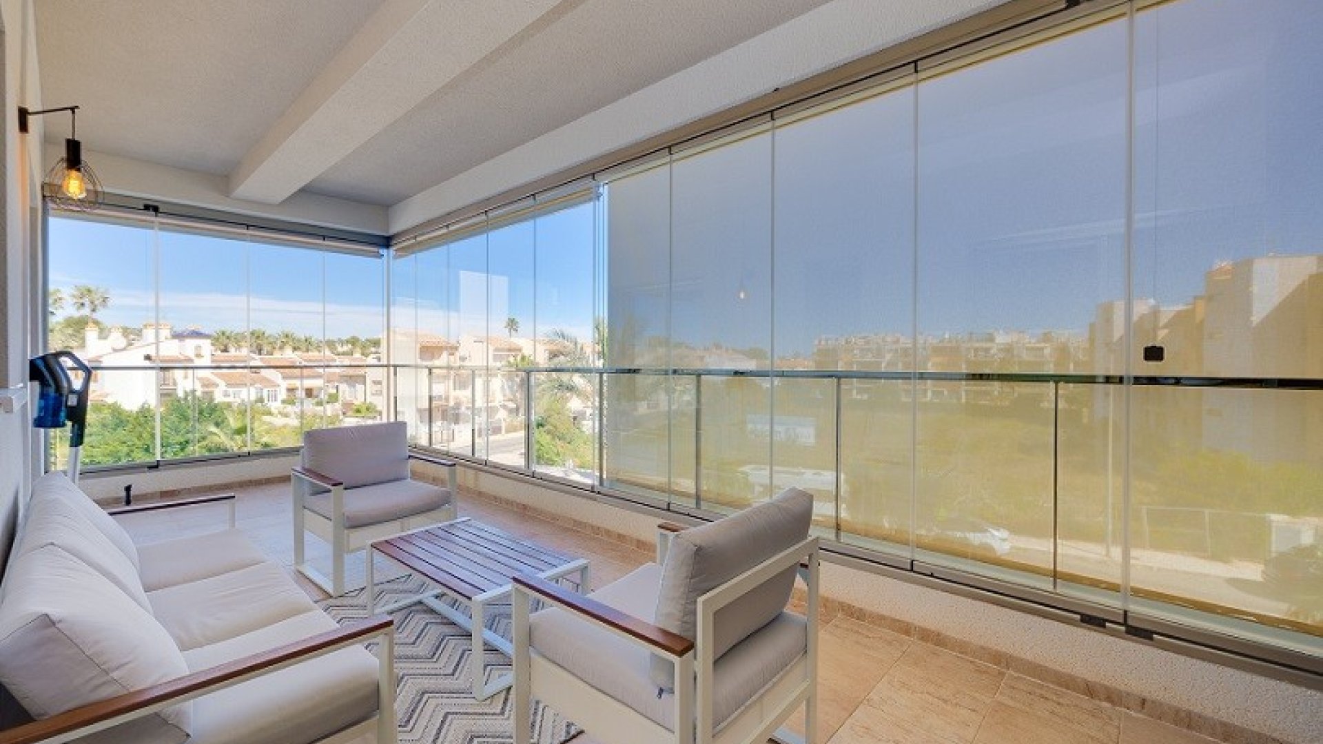 Resale - Apartments -
Orihuela Costa - Villamartín