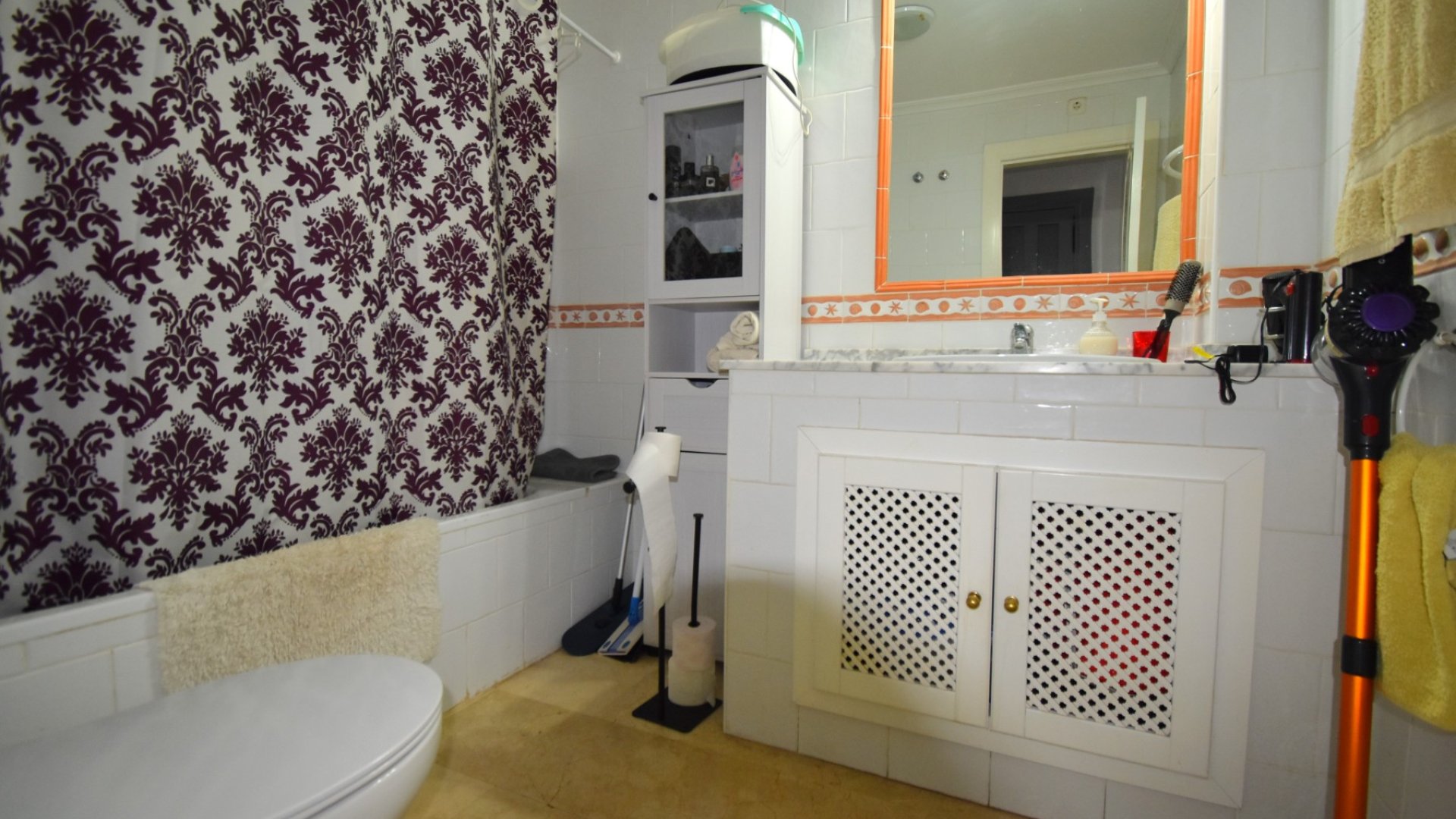 Resale - Apartments -
Orihuela Costa - Villamartín