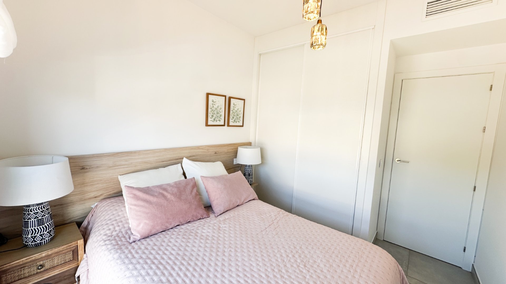 Resale - Apartments -
Orihuela Costa - Villamartín