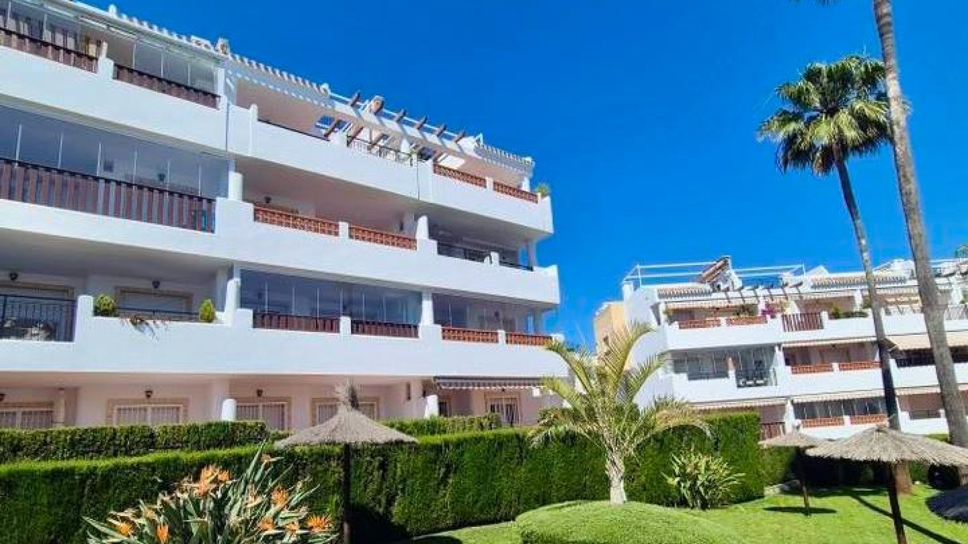 Resale - Apartments -
Orihuela Costa - Villamartín