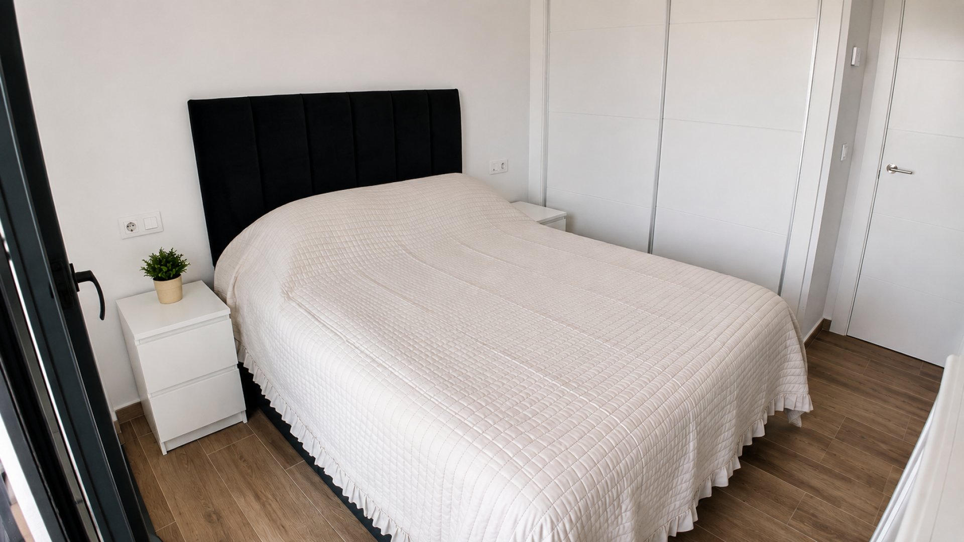 Resale - Apartments -
Orihuela Costa - Villamartín