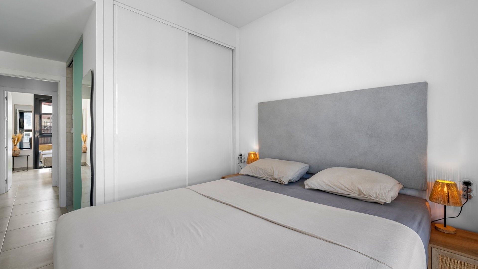 Resale - Apartments -
Orihuela Costa - Villamartín